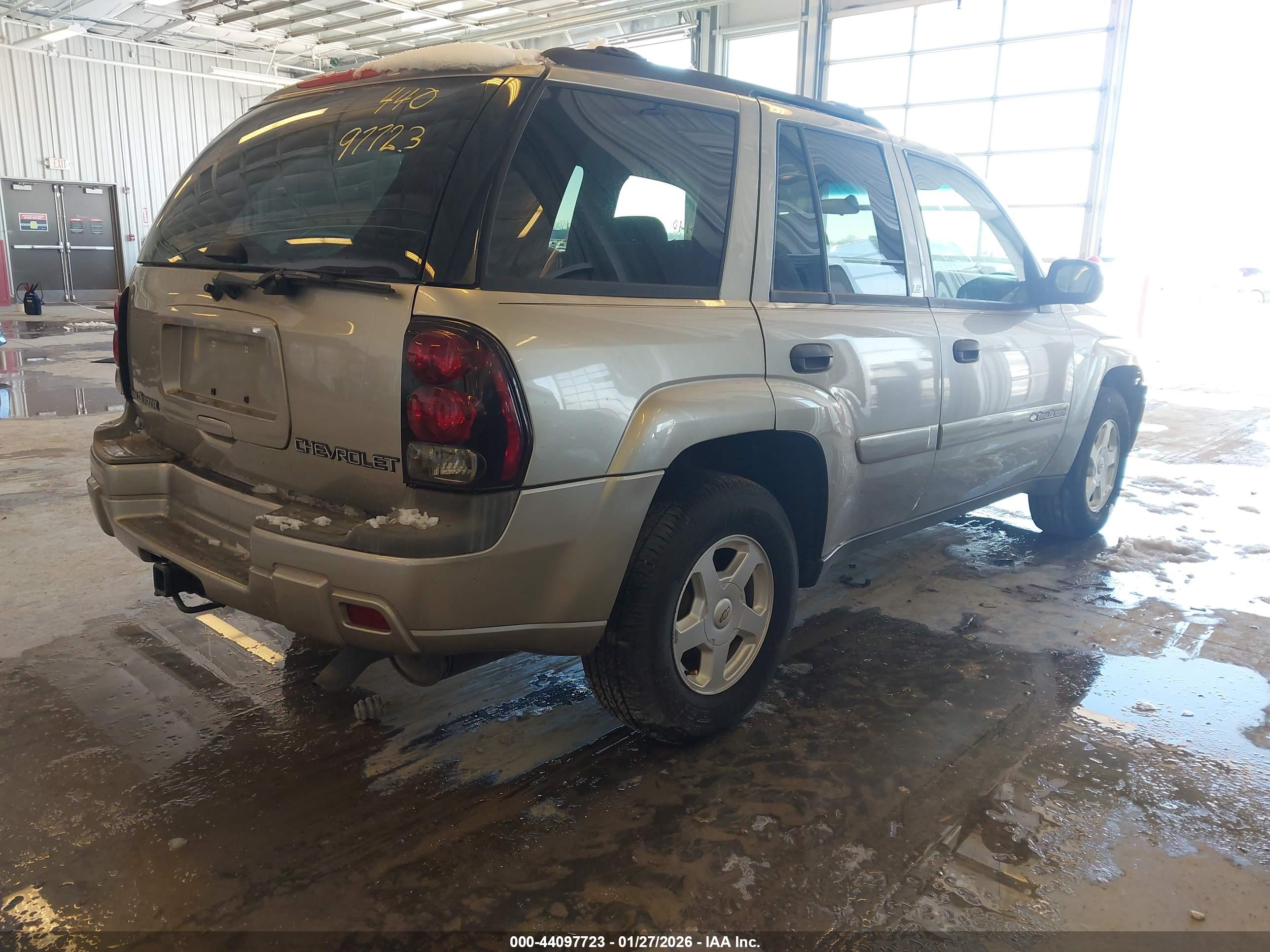 CHEVROLET TRAILBLAZER image 4