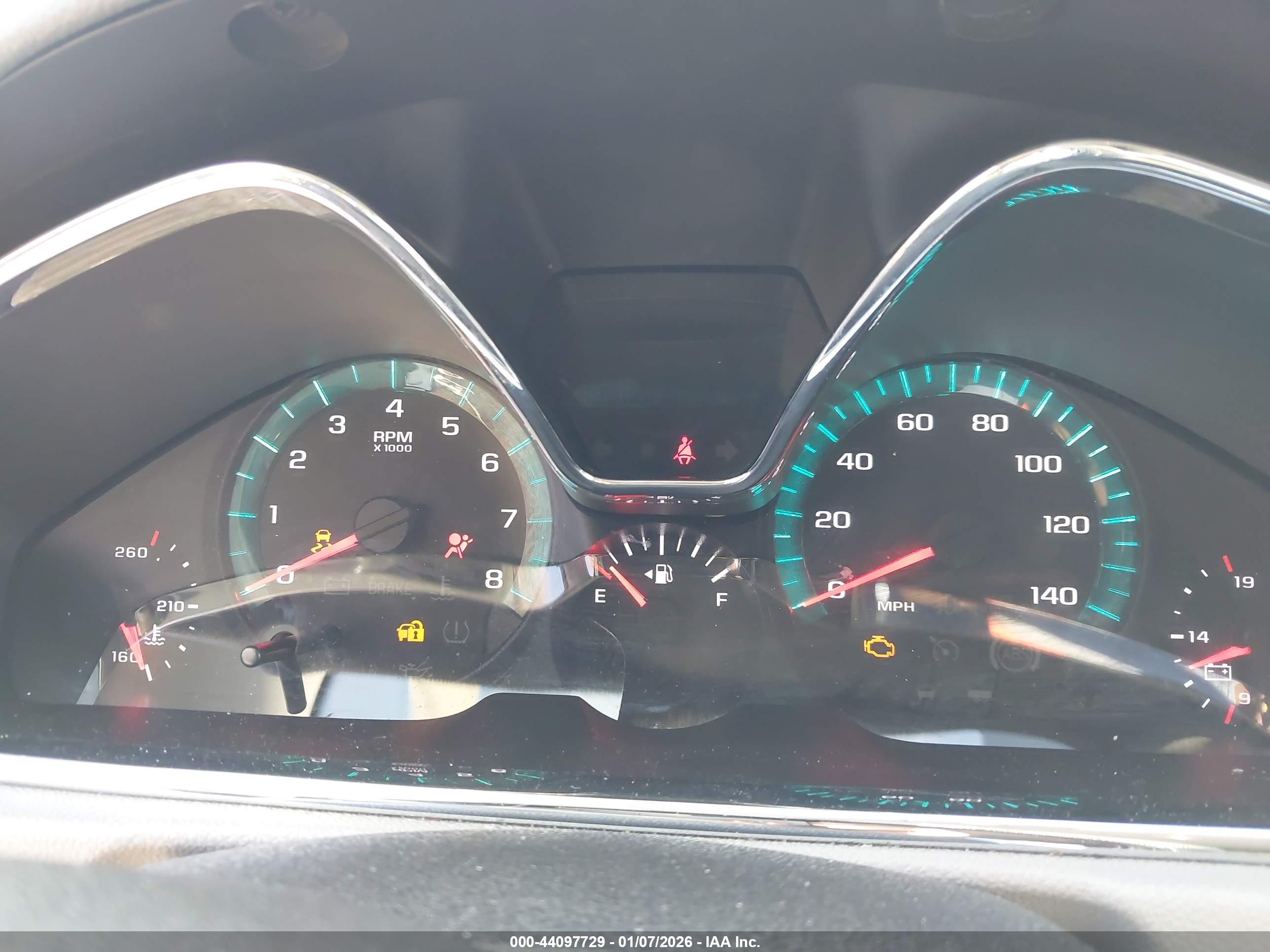 CHEVROLET TRAVERSE image 7