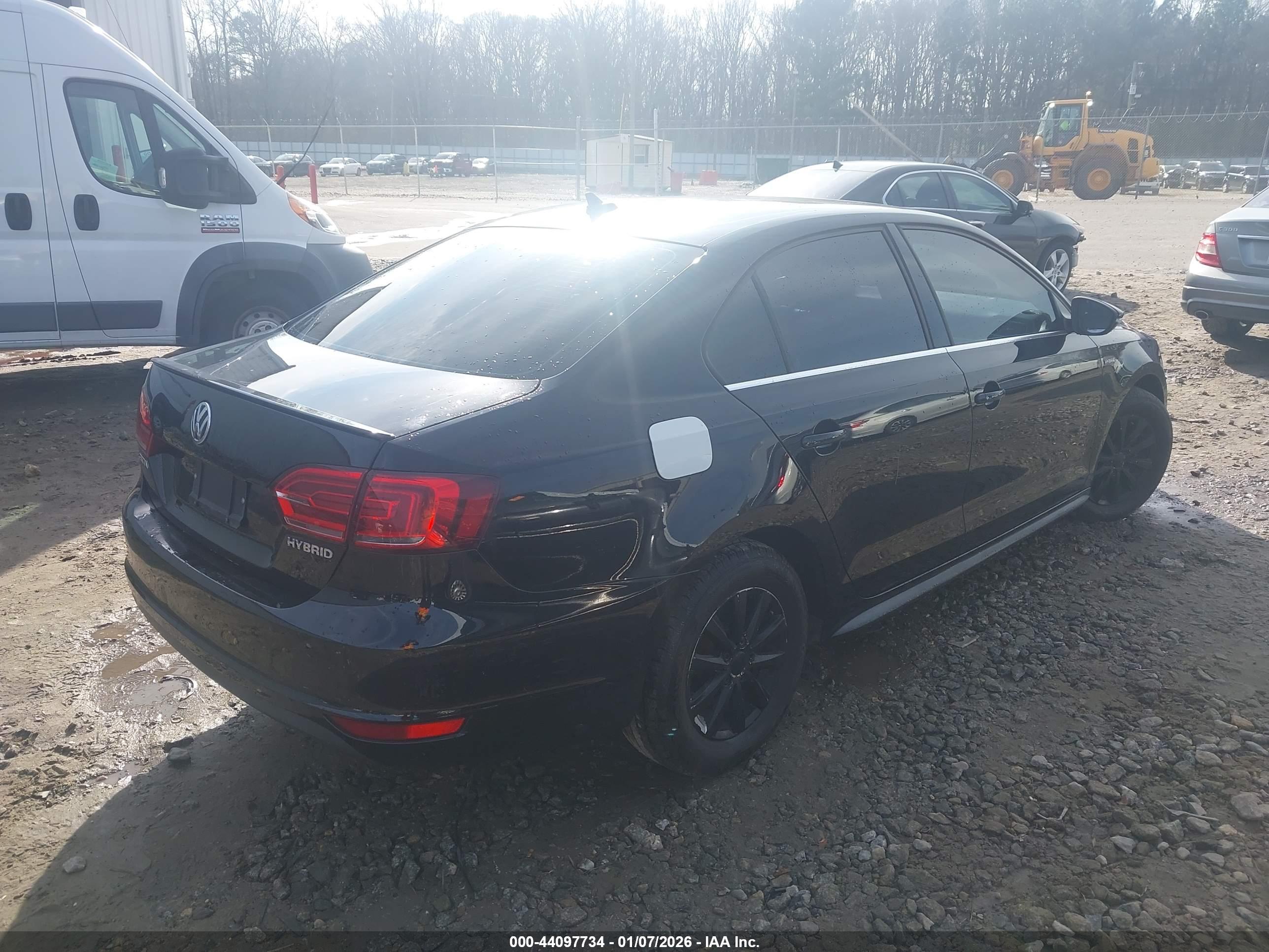 VOLKSWAGEN JETTA image 4