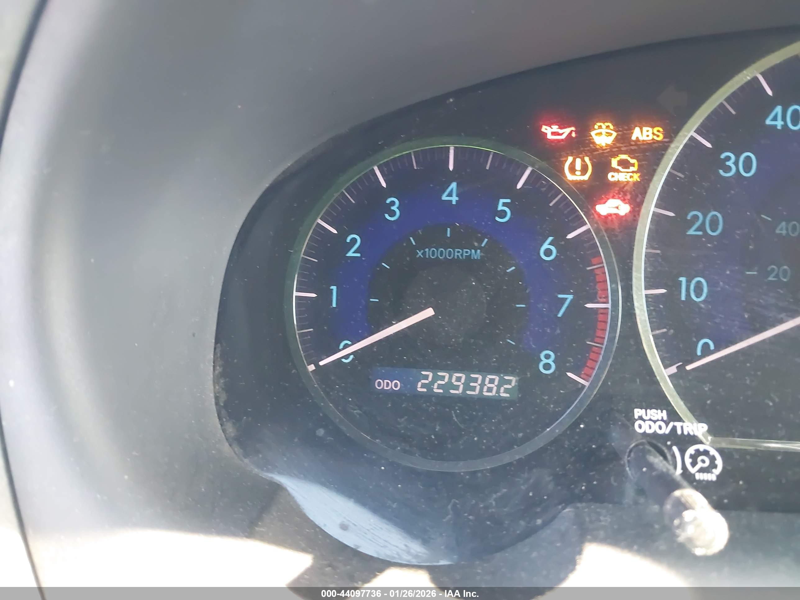 TOYOTA SIENNA image 7