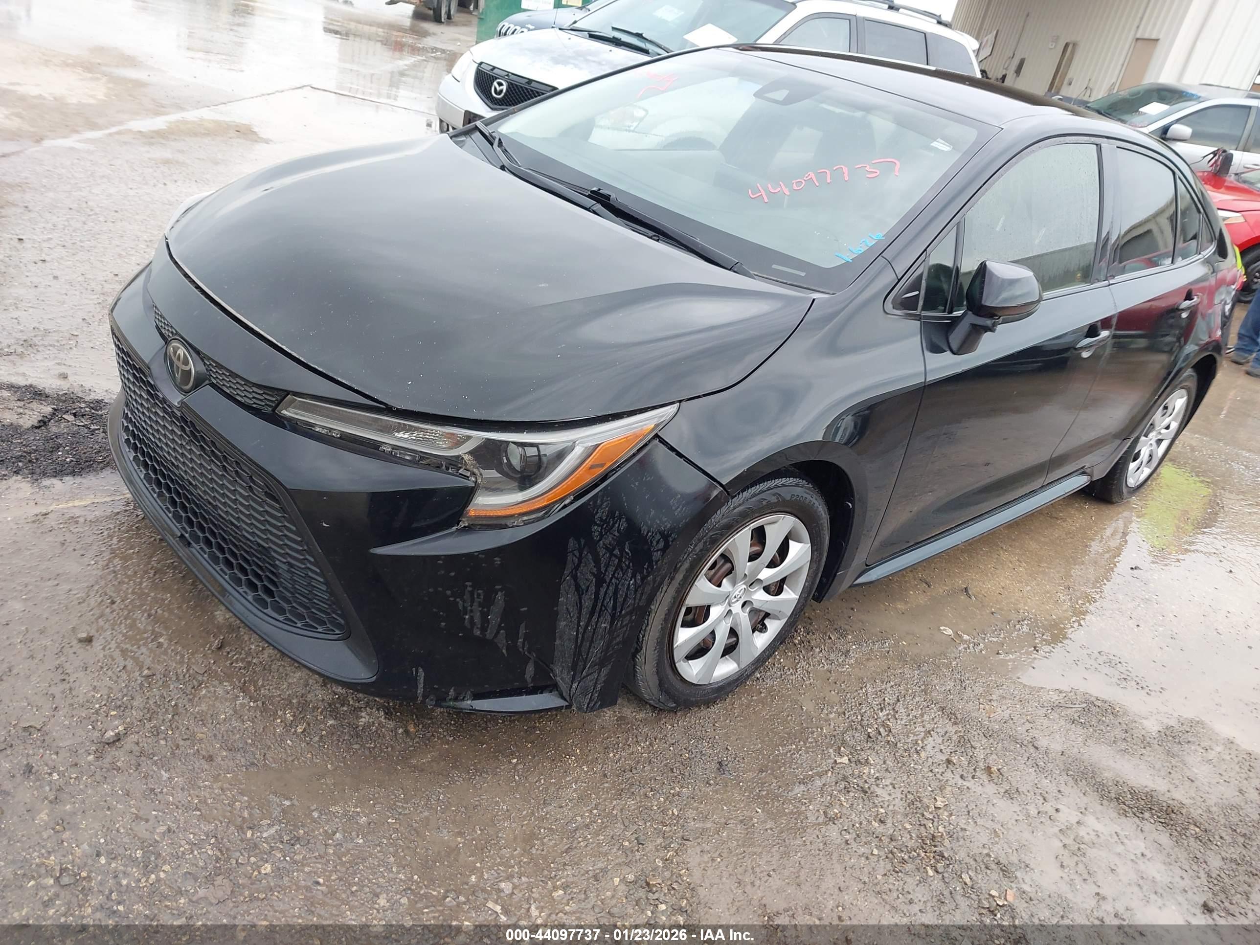 TOYOTA COROLLA image 2