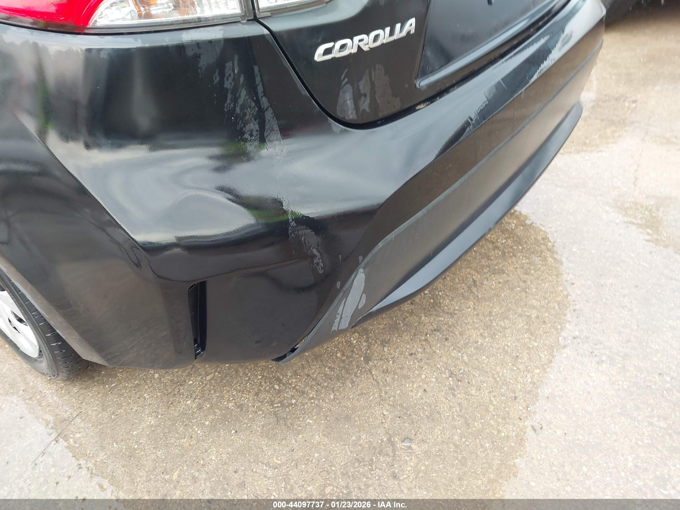 TOYOTA COROLLA image 6