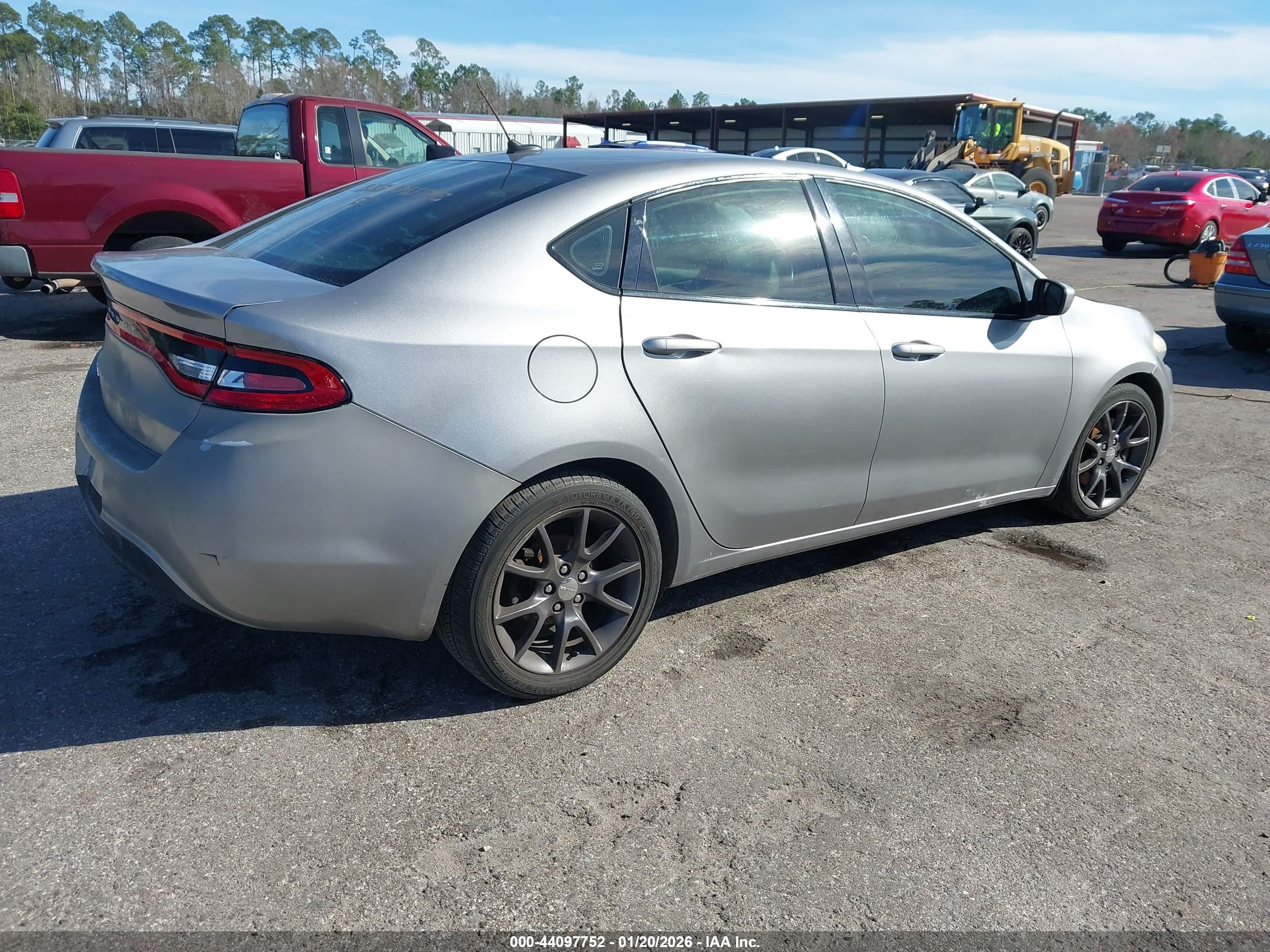 DODGE DART image 4
