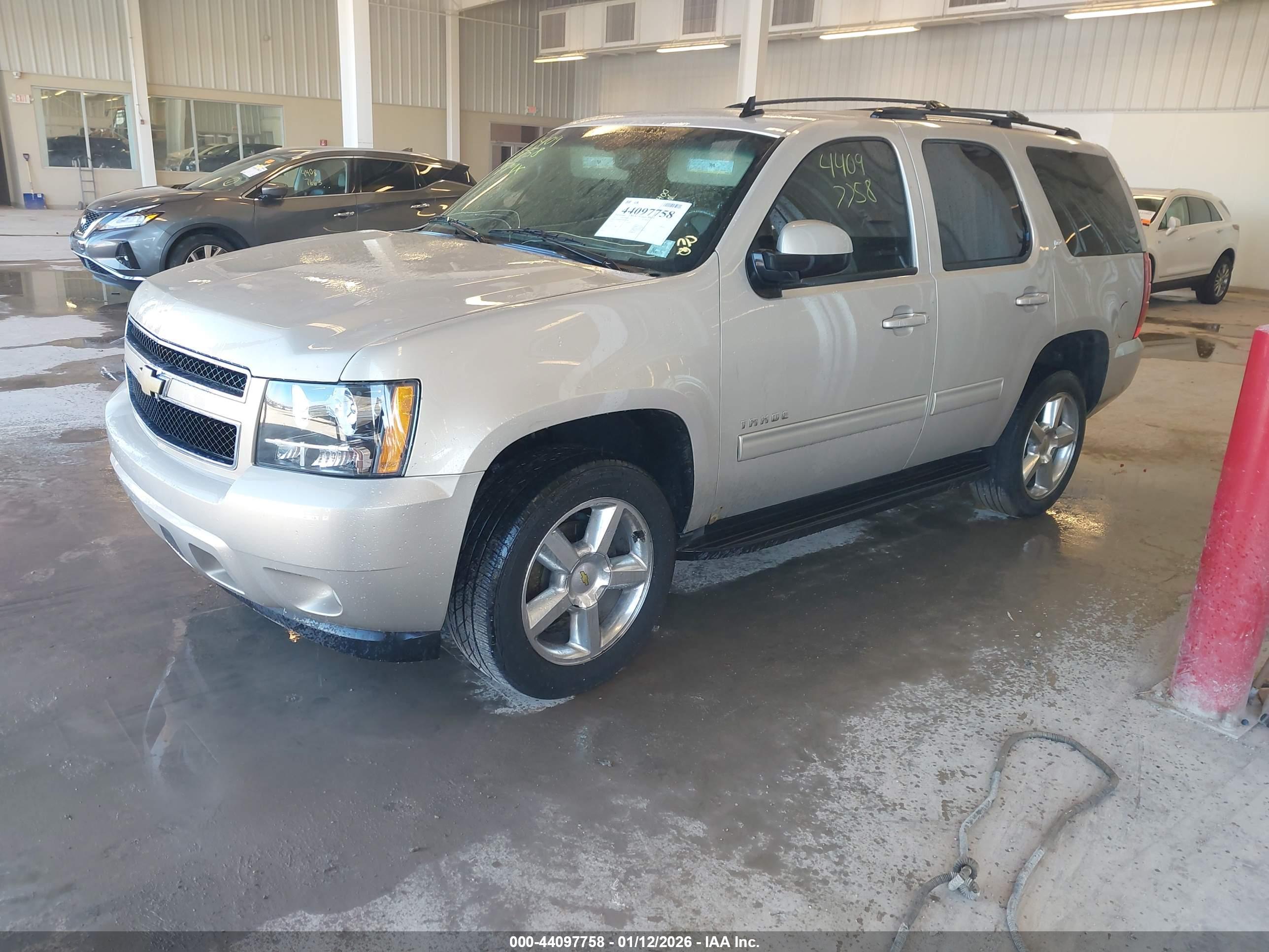 CHEVROLET TAHOE image 2