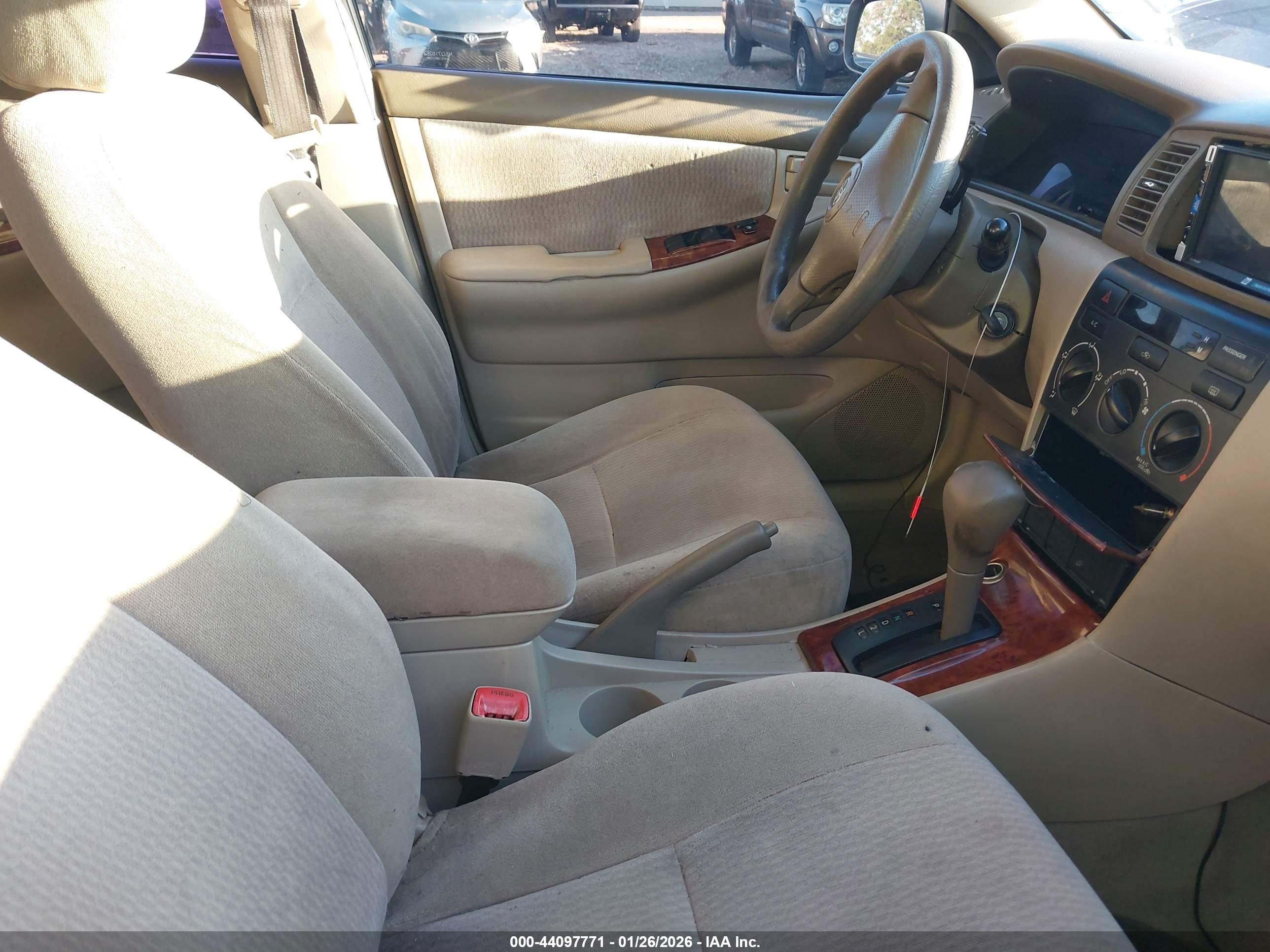 TOYOTA COROLLA image 5