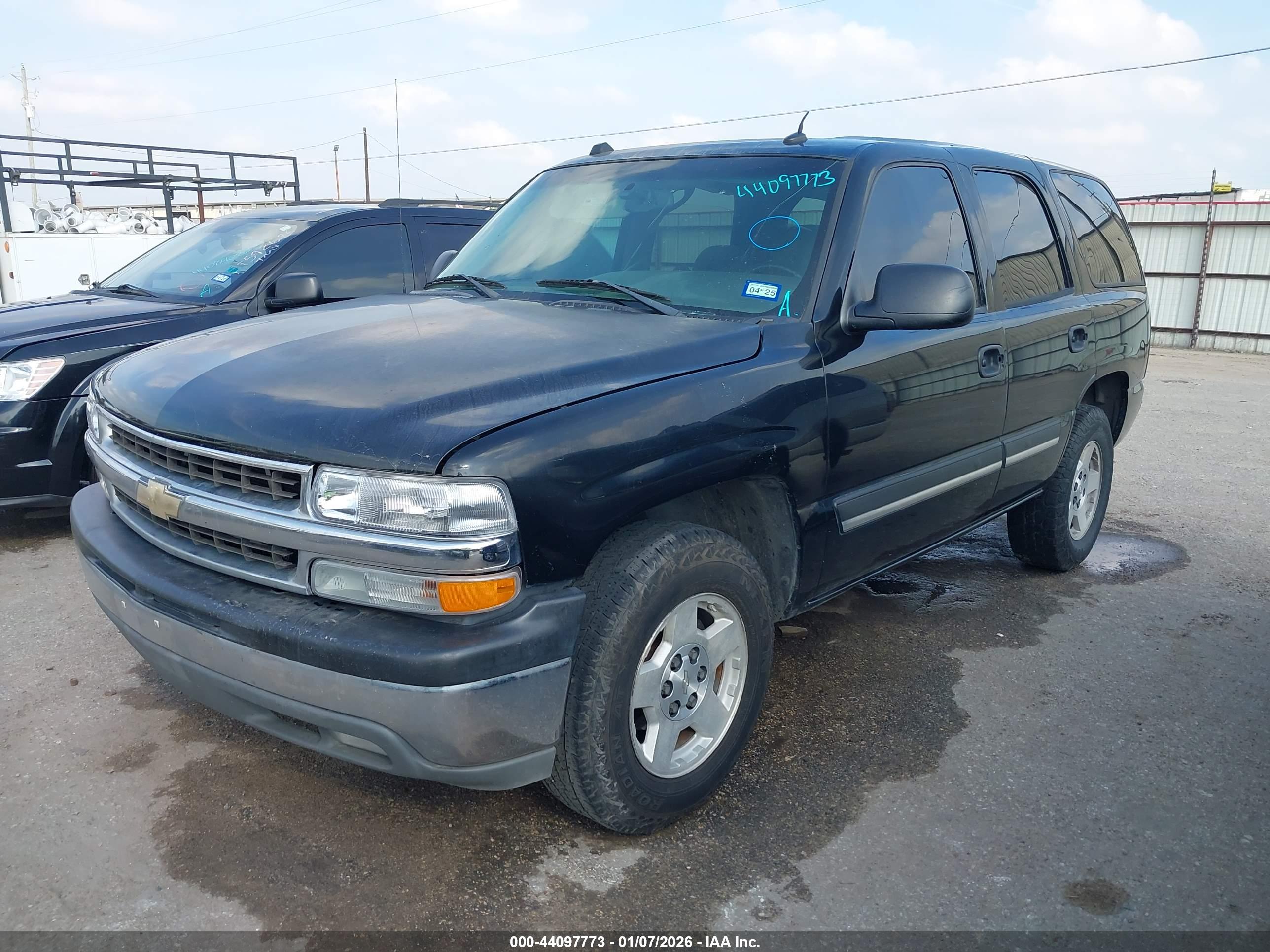 CHEVROLET TAHOE image 2