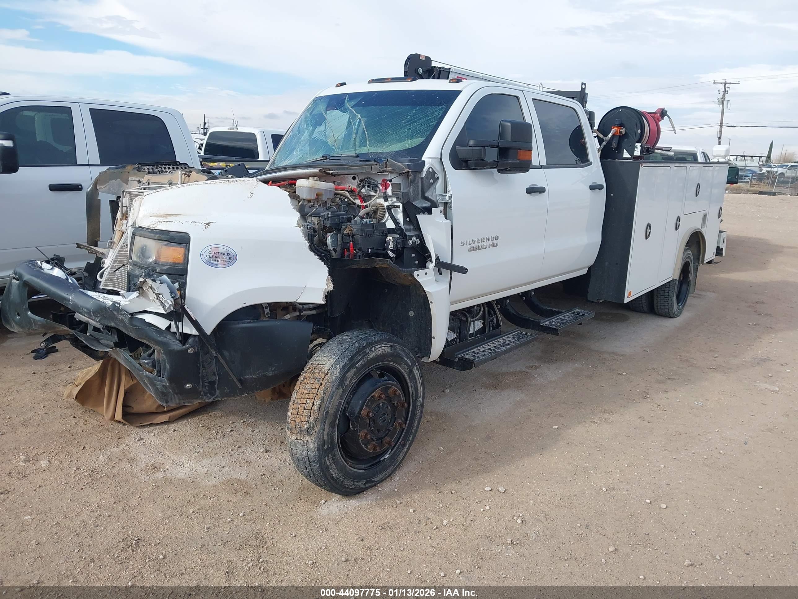 CHEVROLET SILVERADO image 2