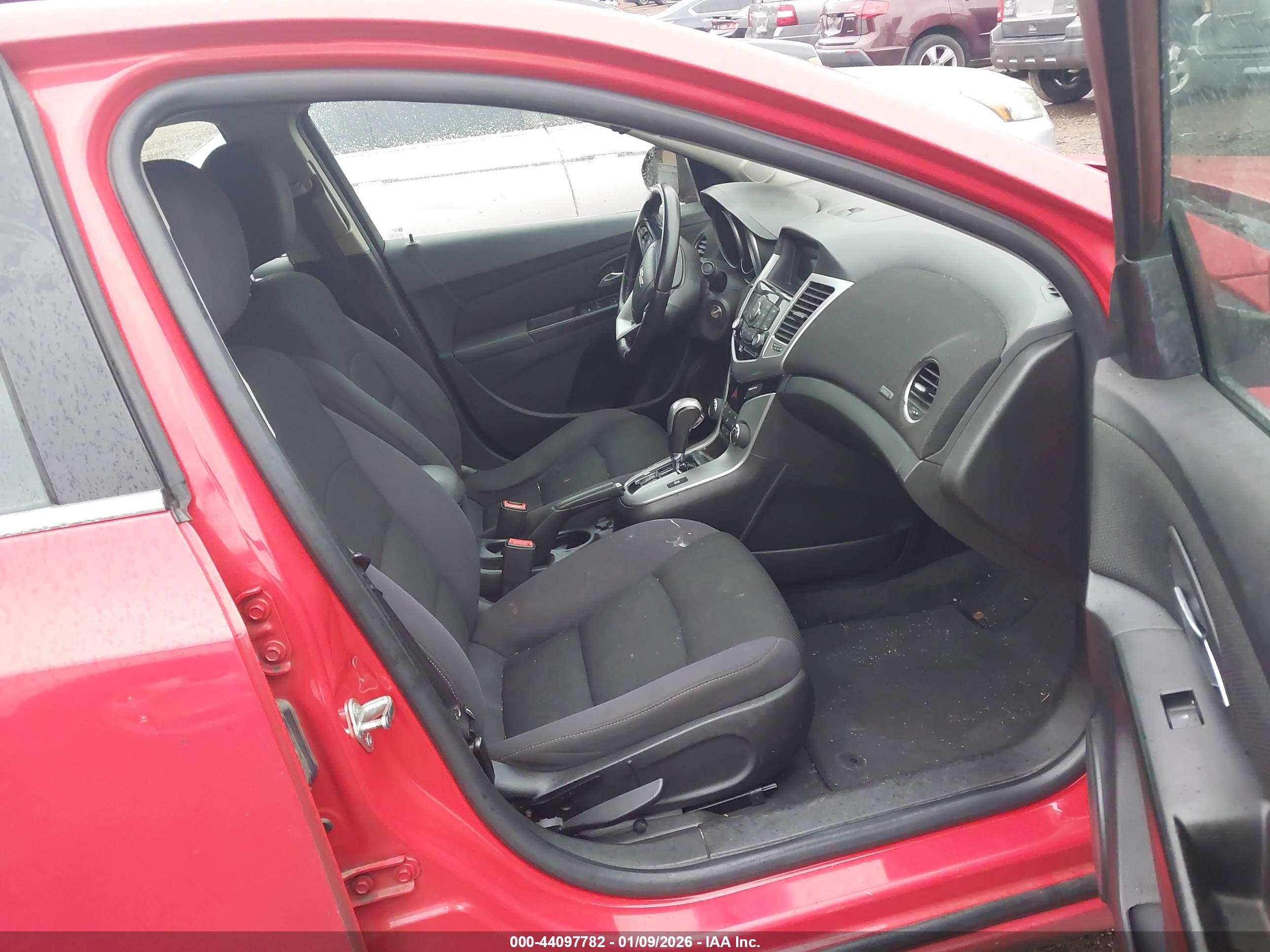 CHEVROLET CRUZE image 5