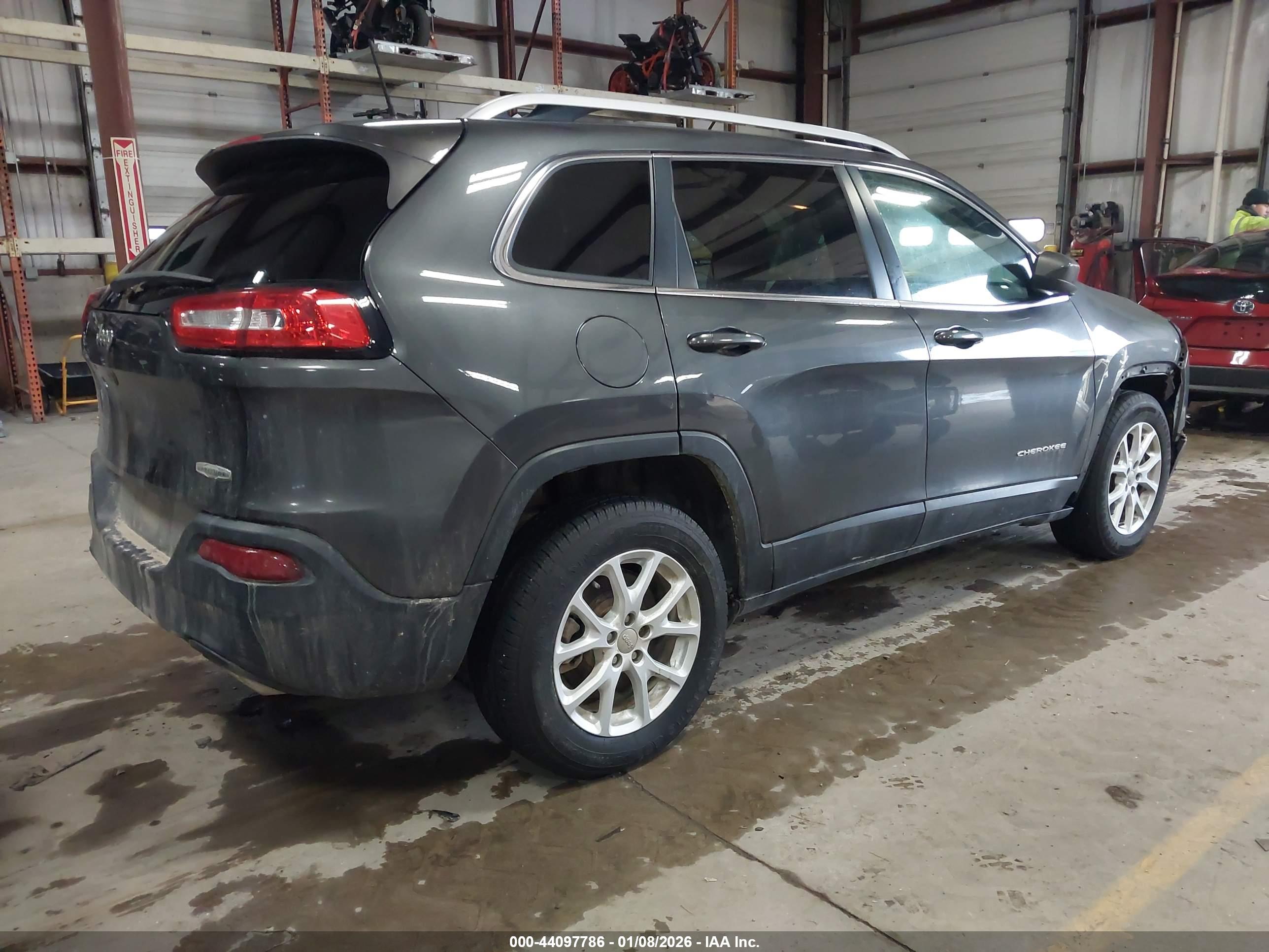 JEEP CHEROKEE image 4