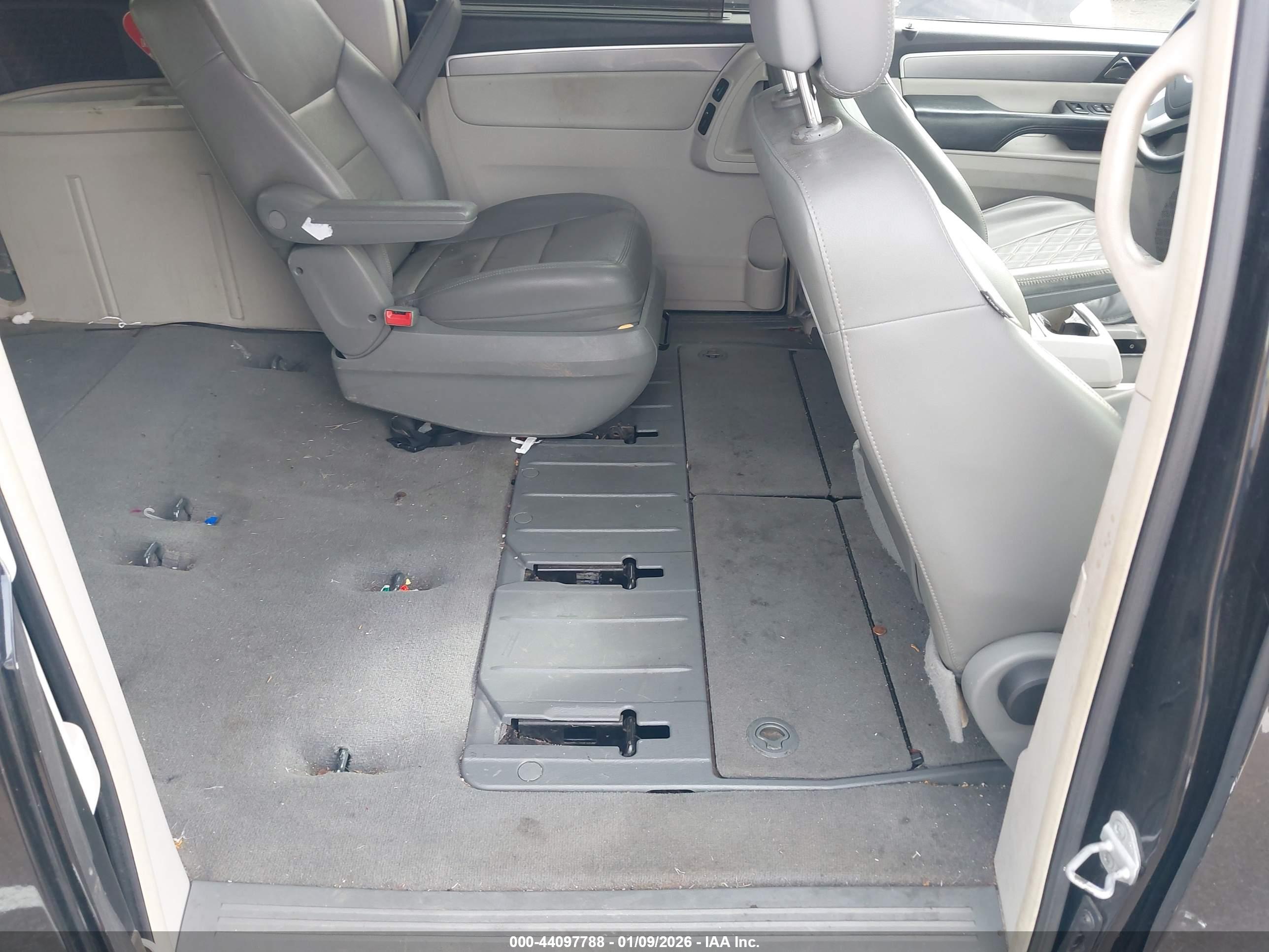 VOLKSWAGEN ROUTAN image 8
