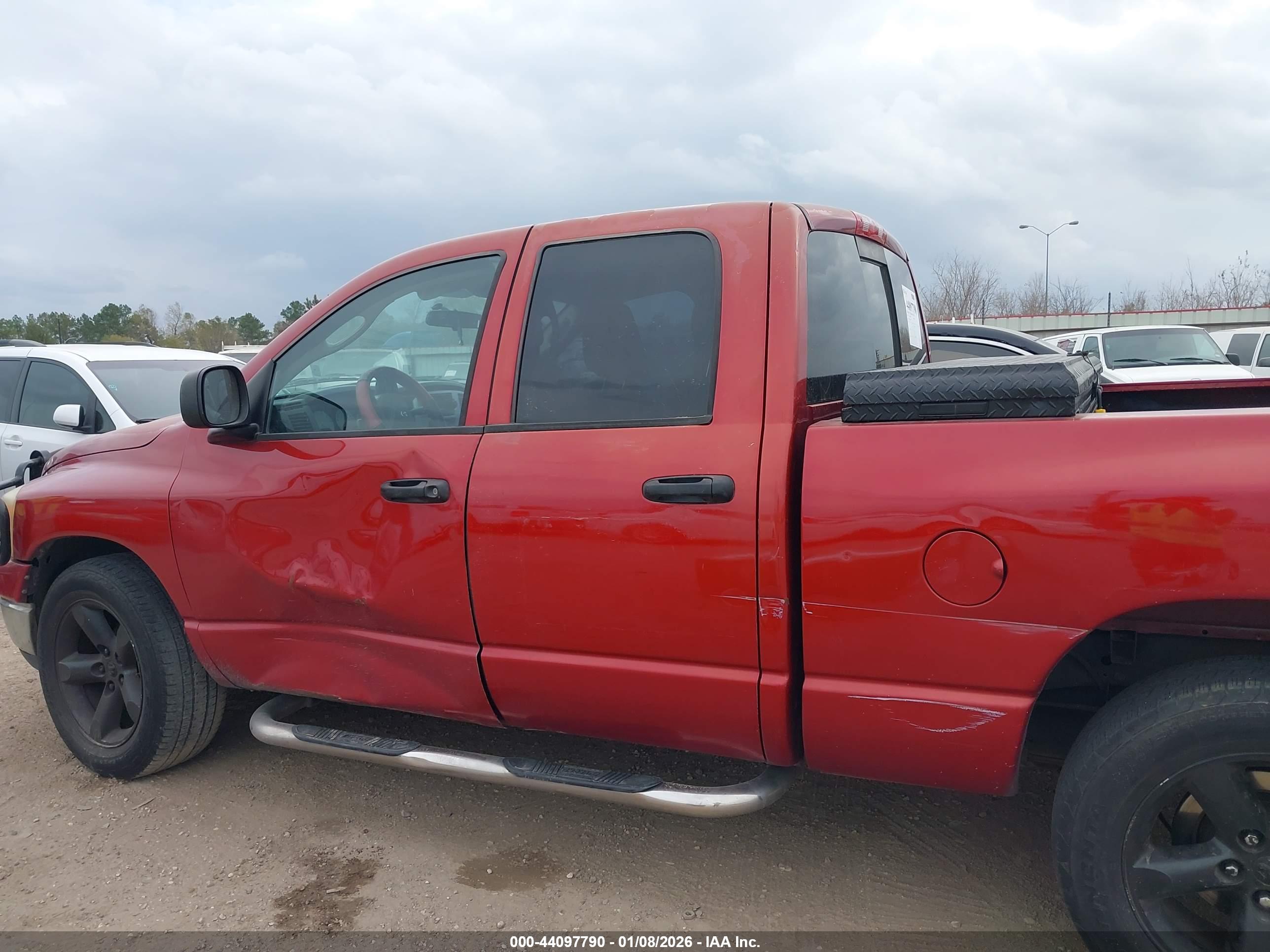 DODGE RAM image 6