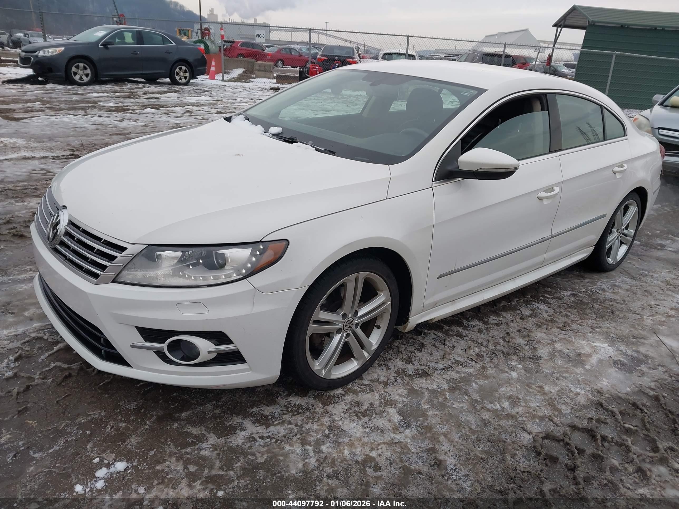VOLKSWAGEN CC image 2