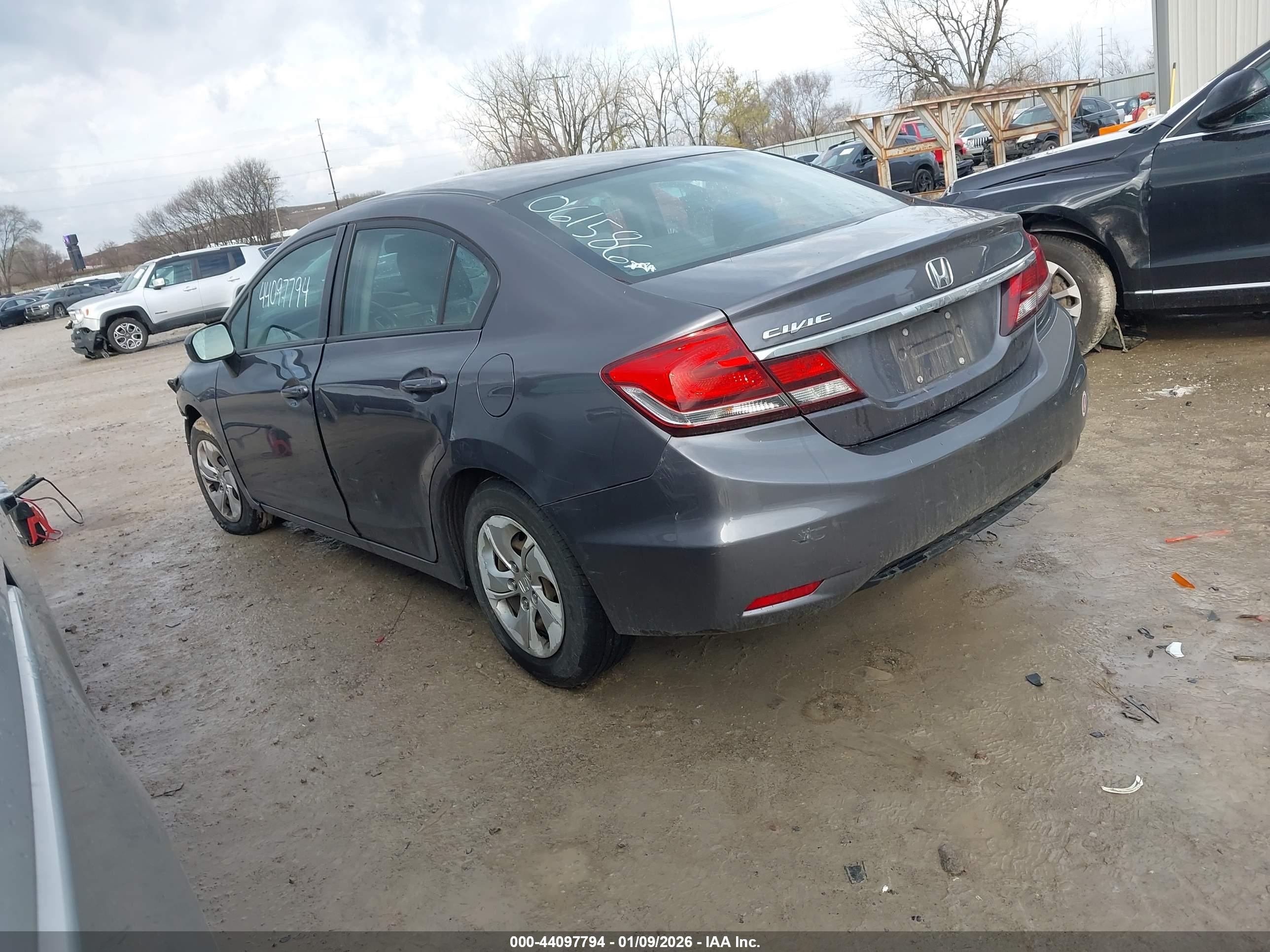 HONDA CIVIC image 3