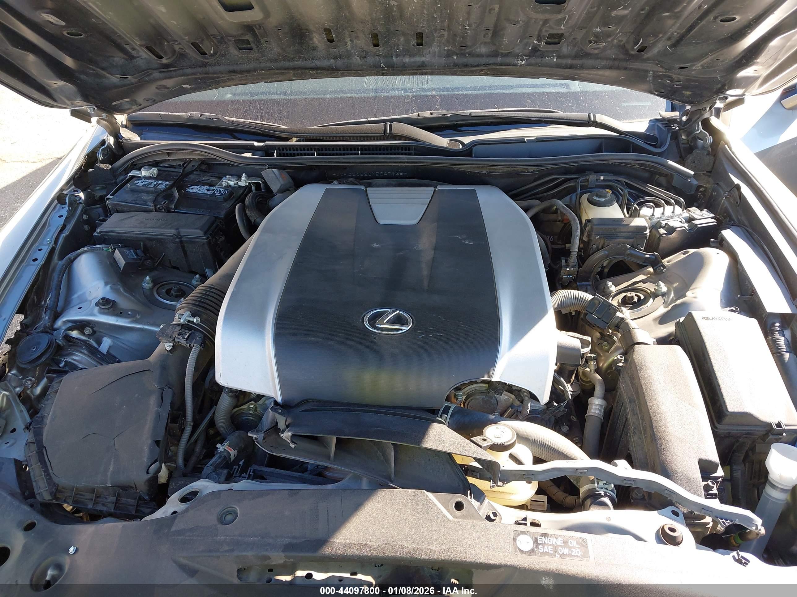 LEXUS IS image 10