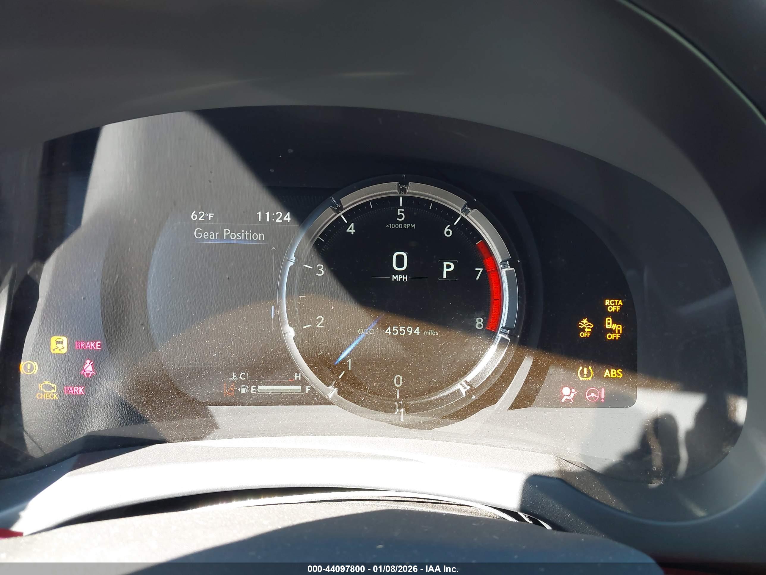 LEXUS IS image 7