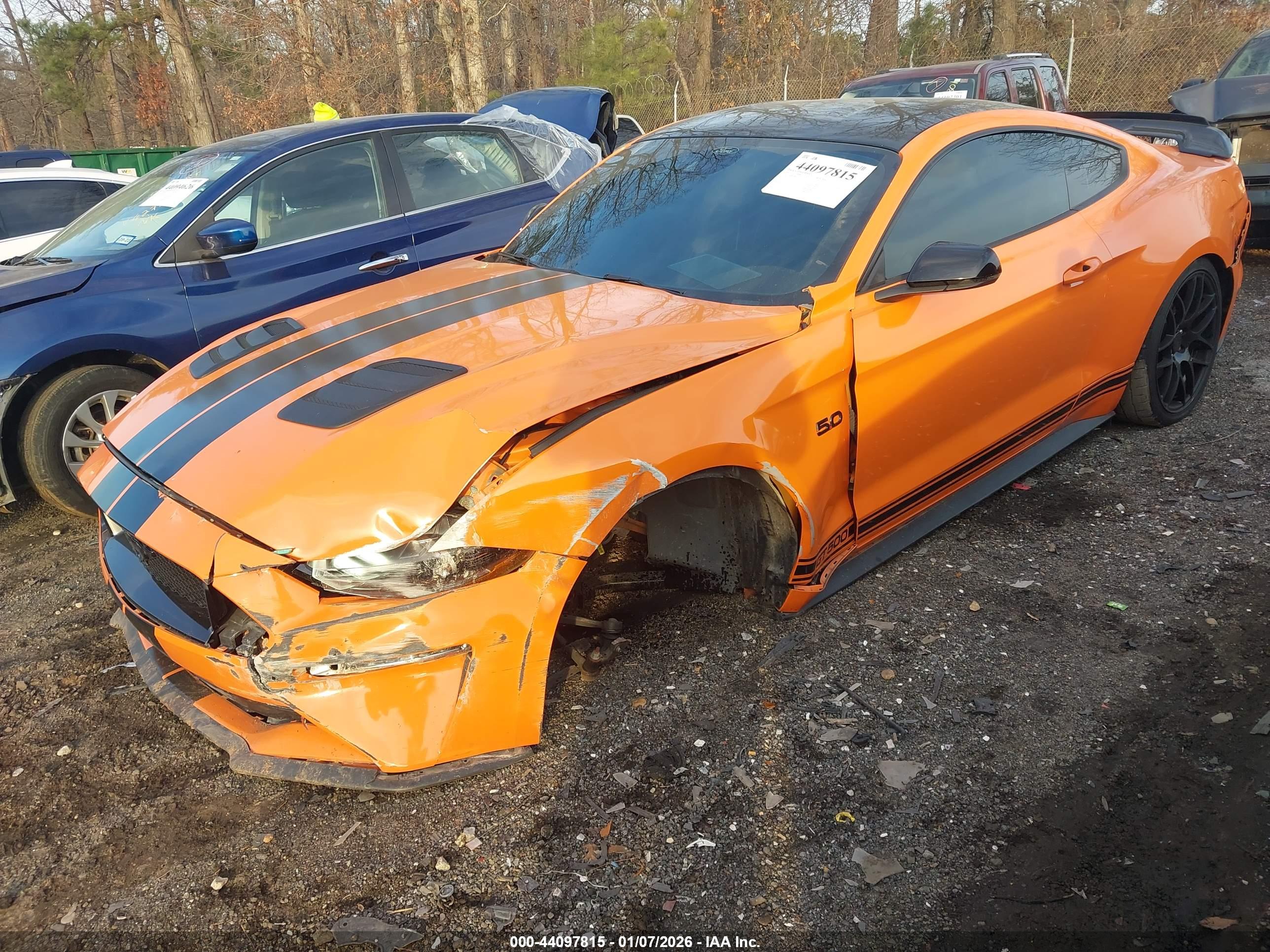 FORD MUSTANG image 2