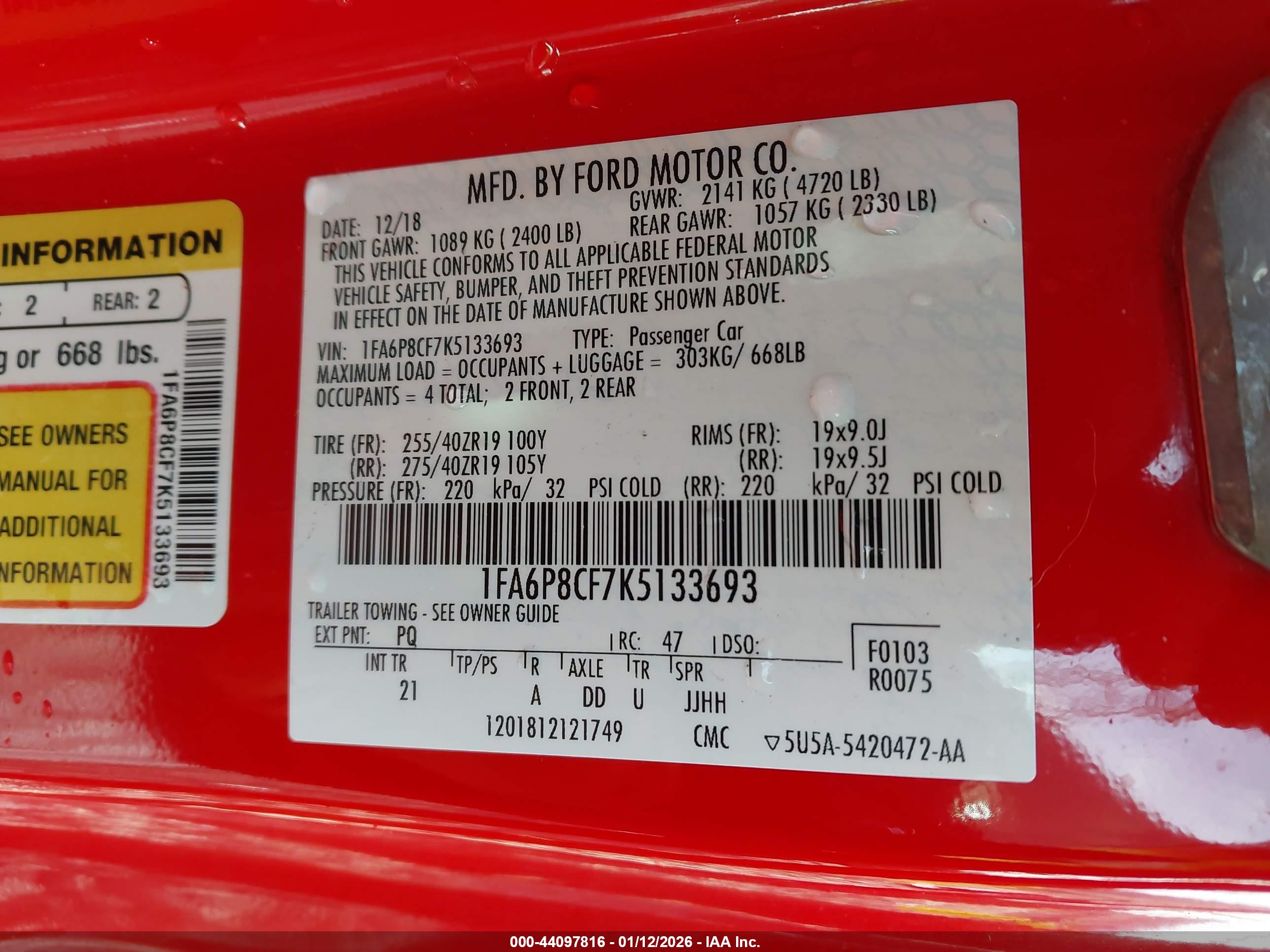 FORD MUSTANG image 9