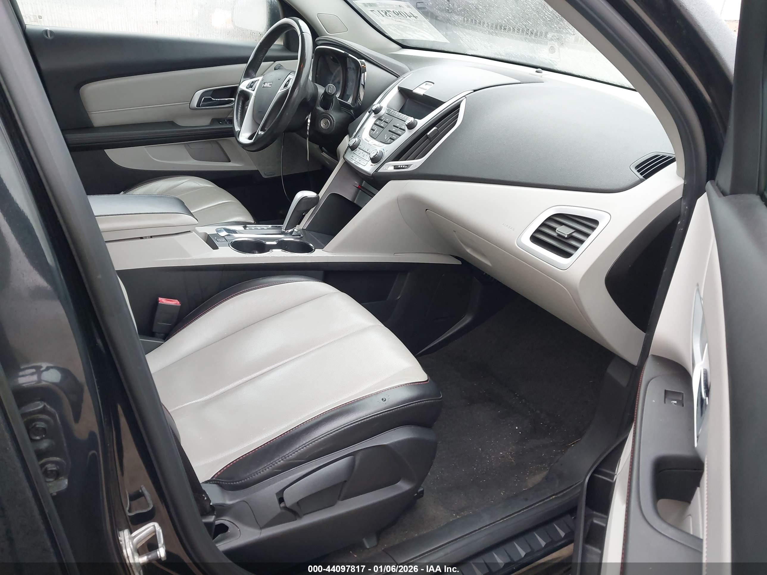 GMC TERRAIN image 5