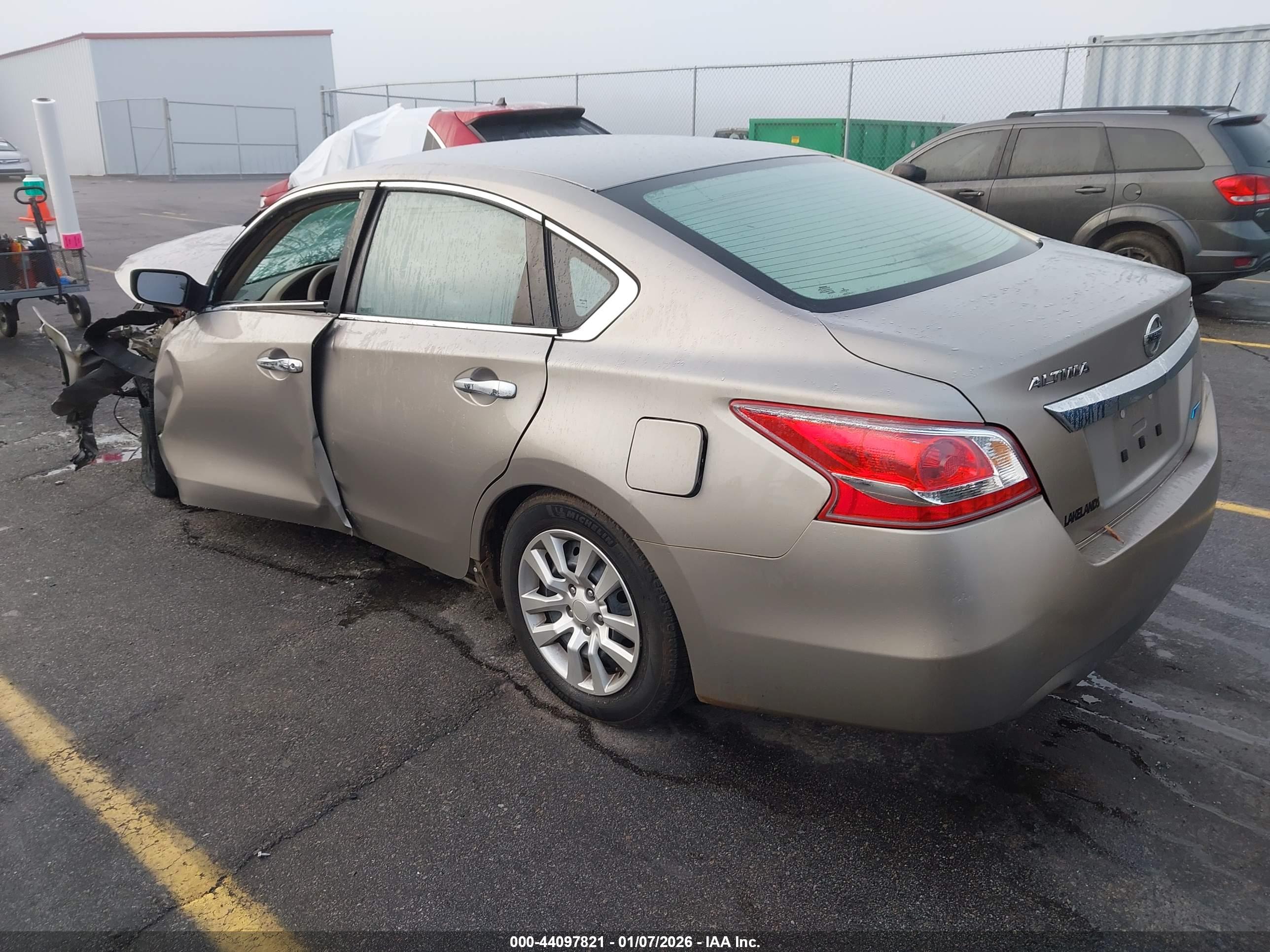 NISSAN ALTIMA image 3