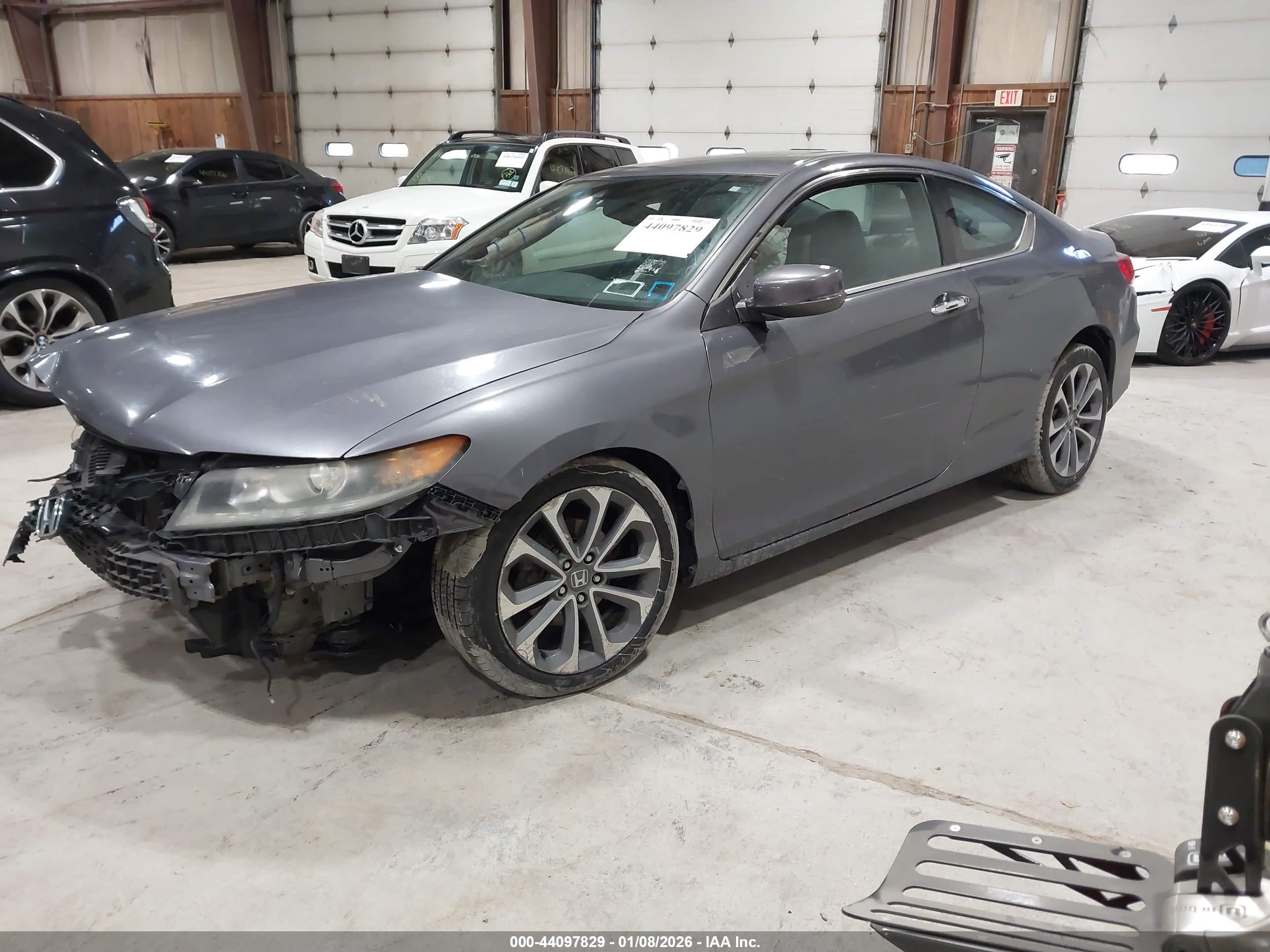 HONDA ACCORD image 2