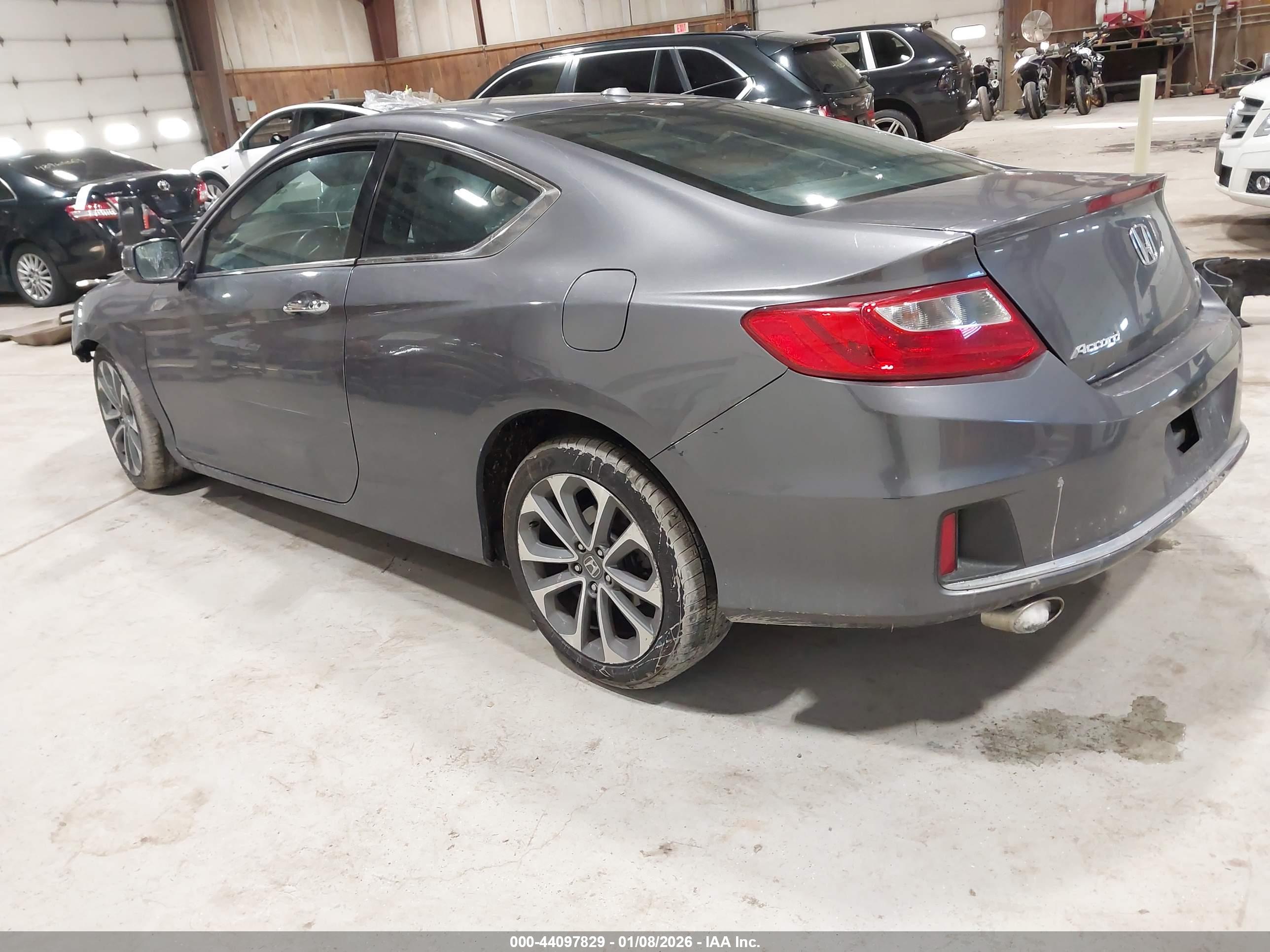 HONDA ACCORD image 3