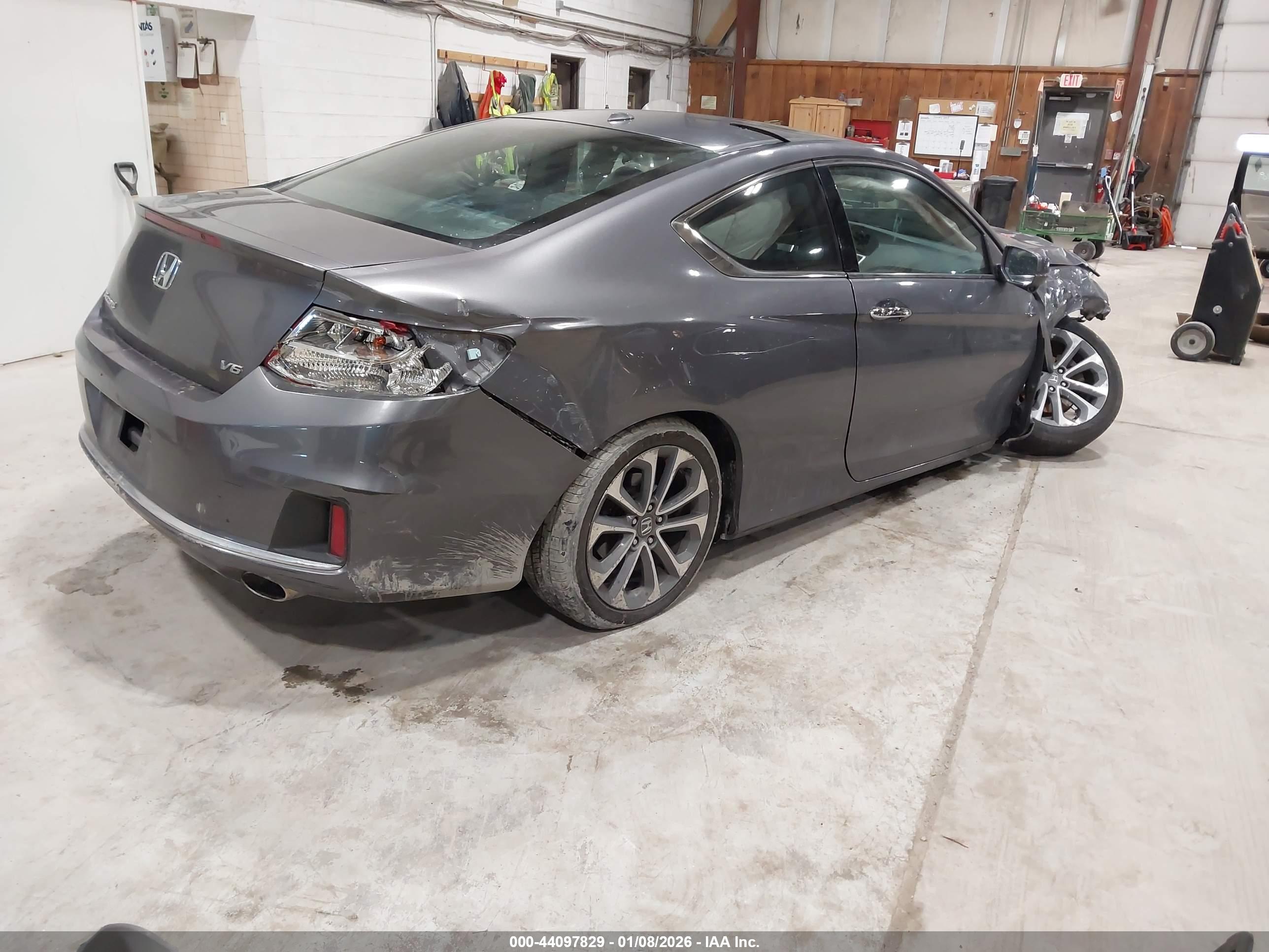 HONDA ACCORD image 4