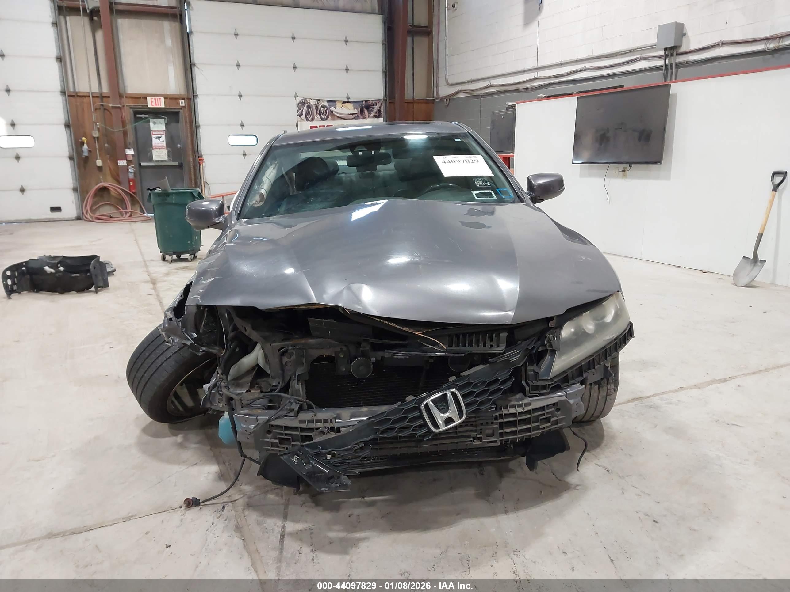 HONDA ACCORD image 6