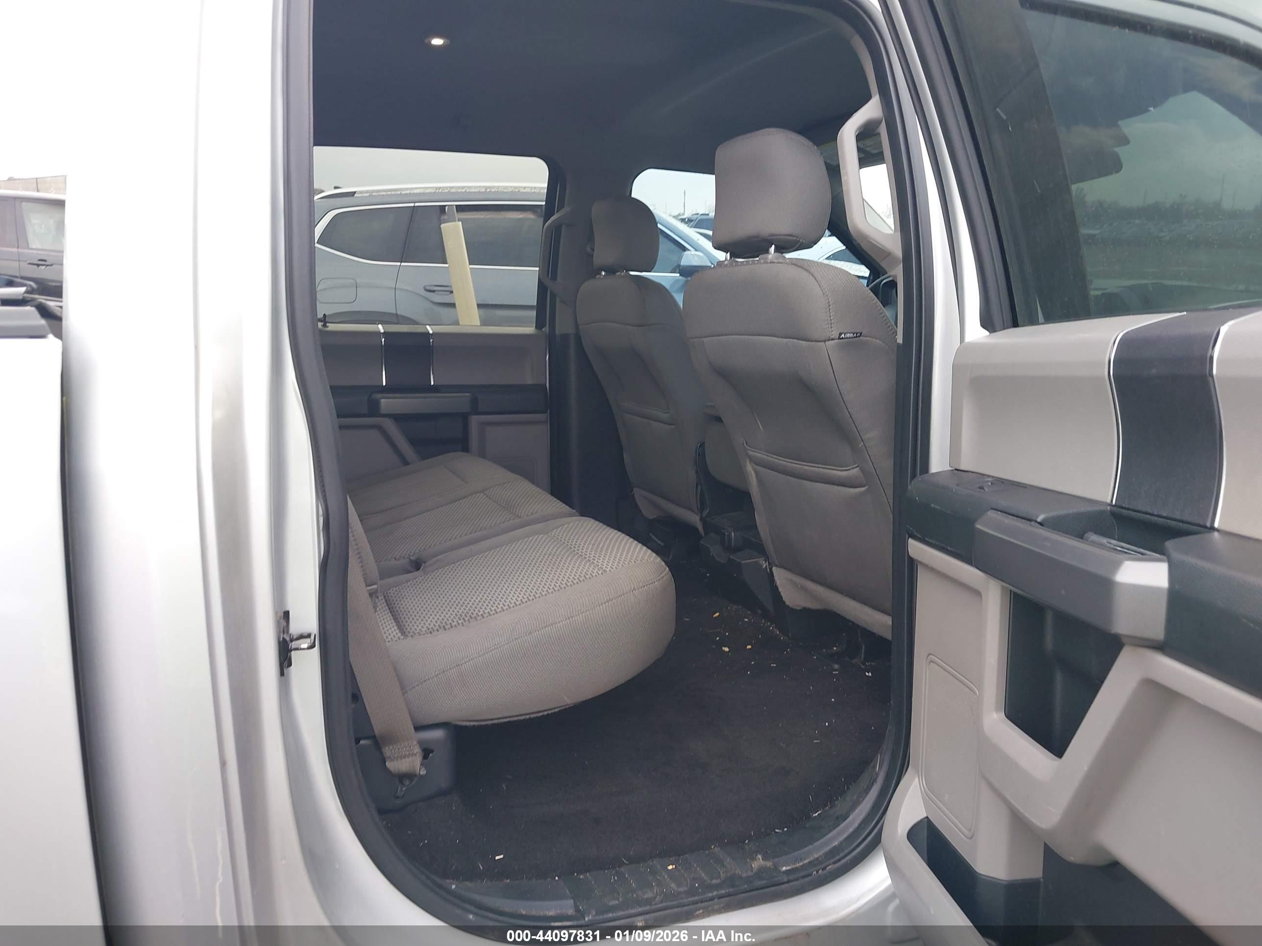 FORD F-150 image 8