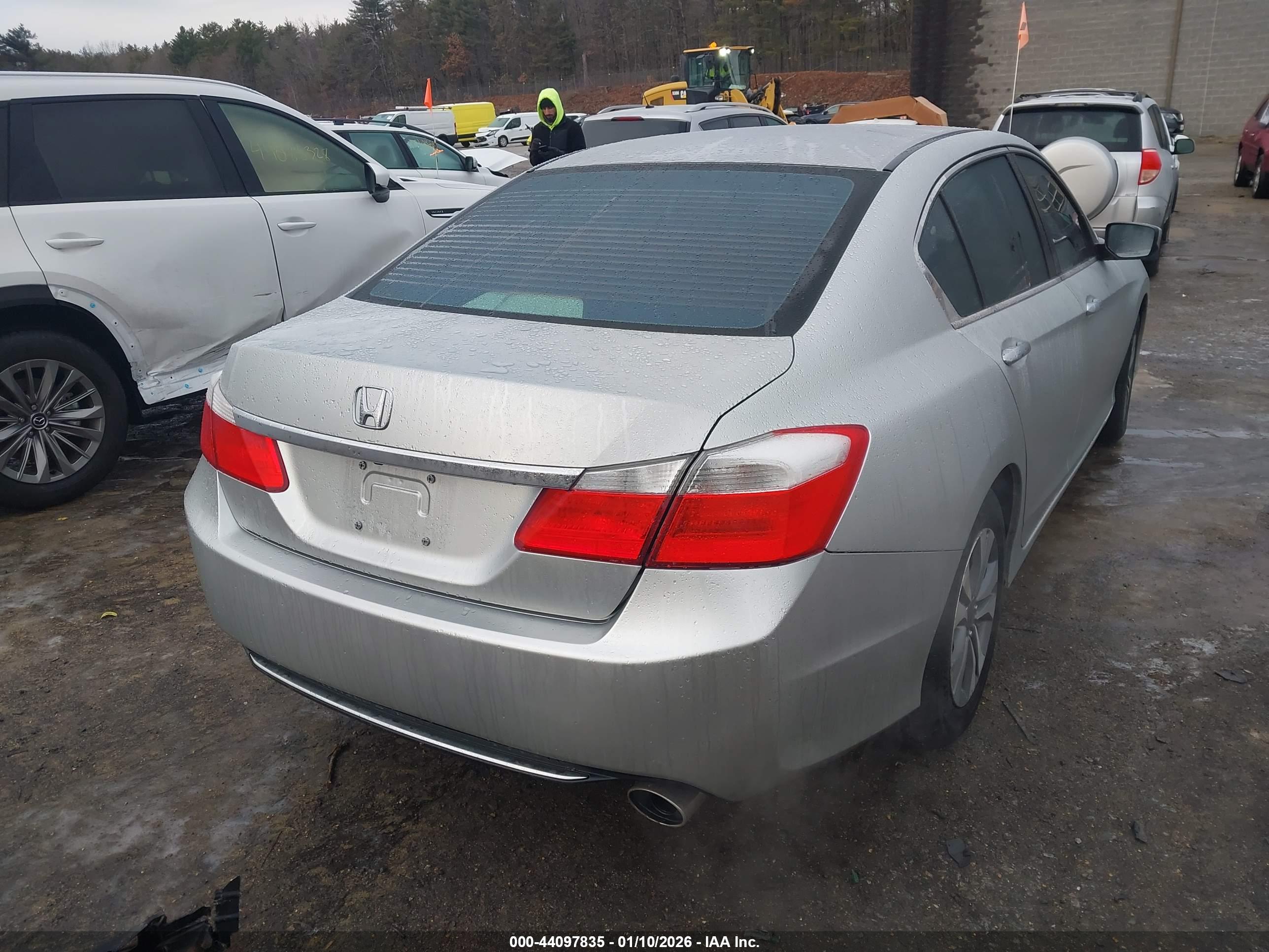 HONDA ACCORD image 4
