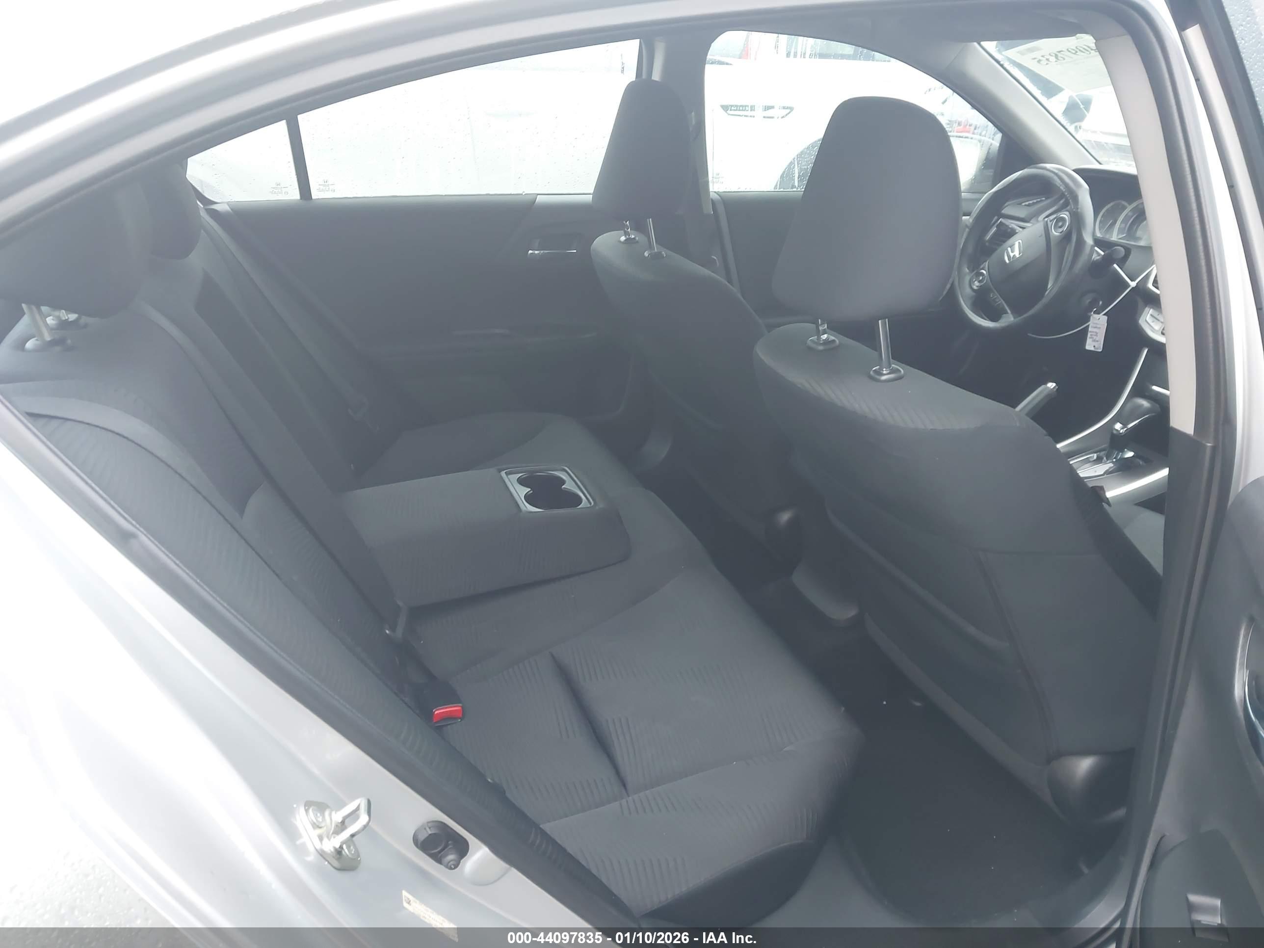 HONDA ACCORD image 8