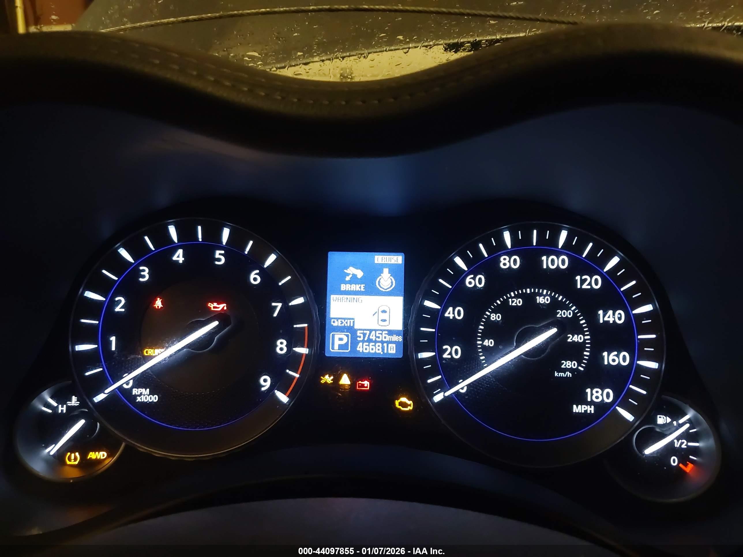 INFINITI Q70L image 7