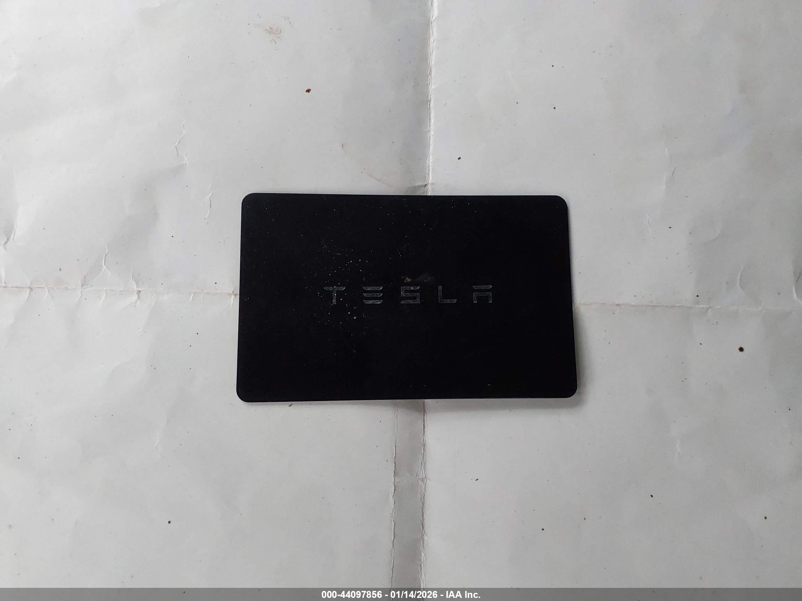 TESLA MODEL image 11