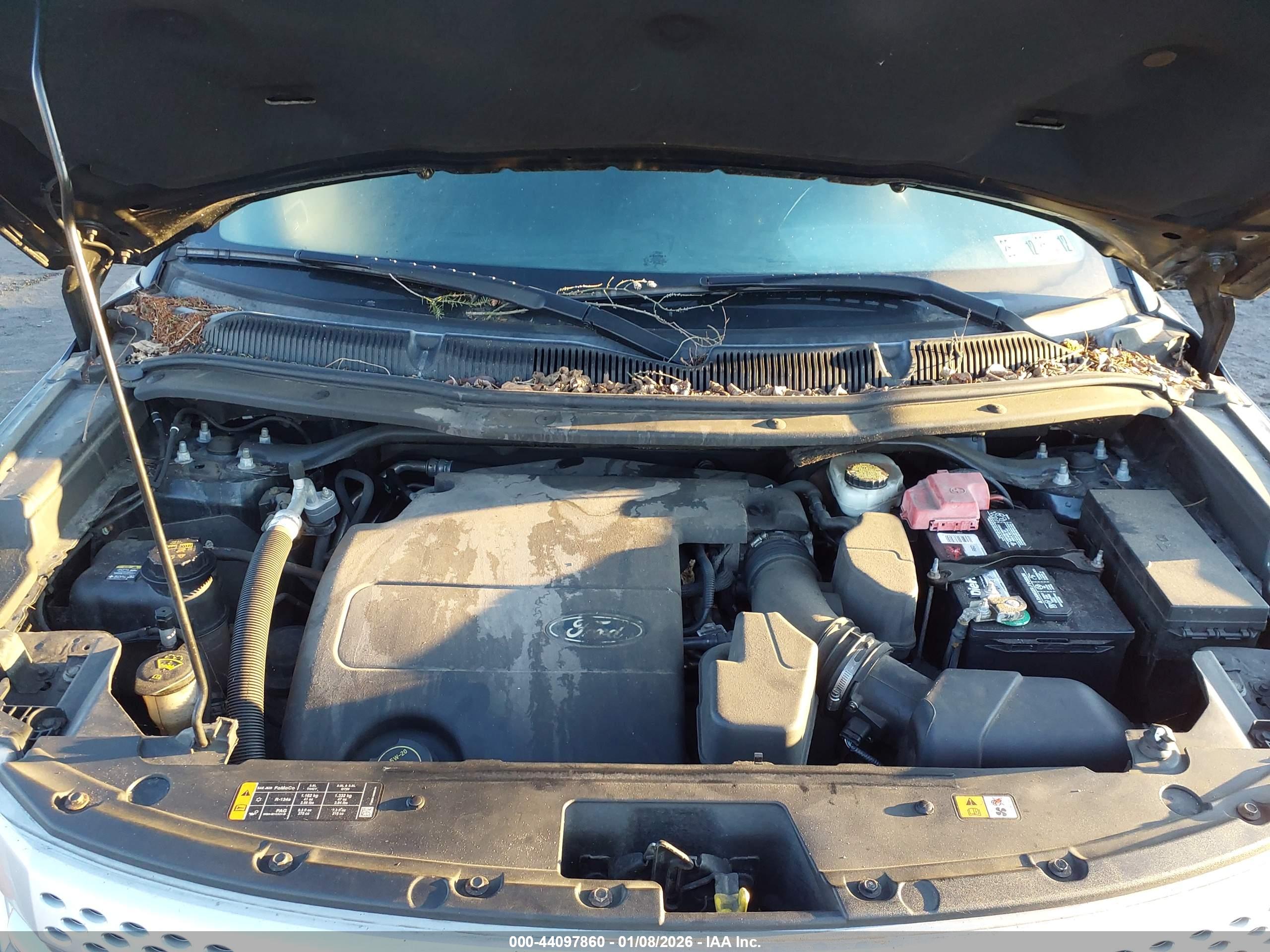 FORD EXPLORER image 10