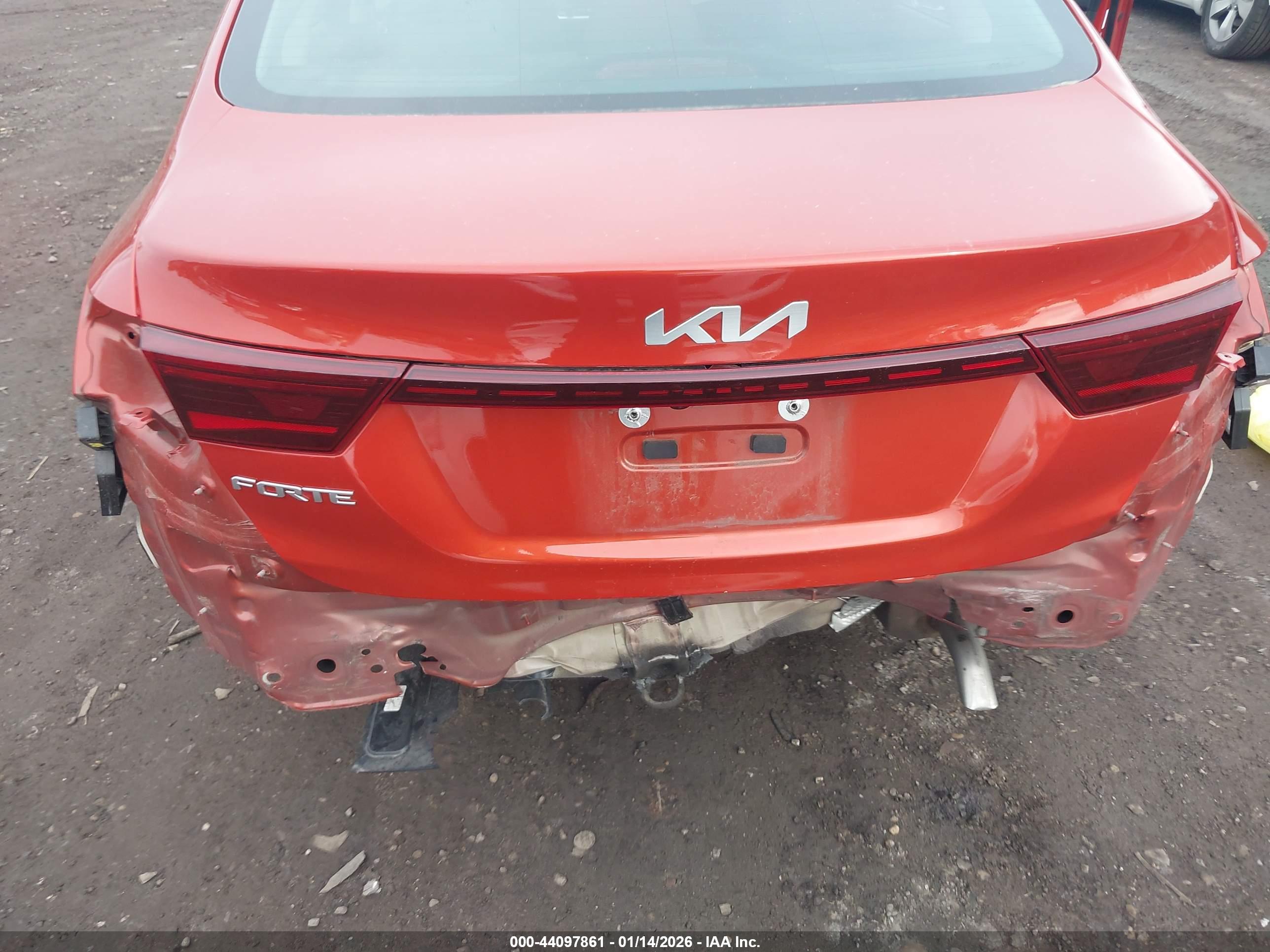 KIA FORTE image 6