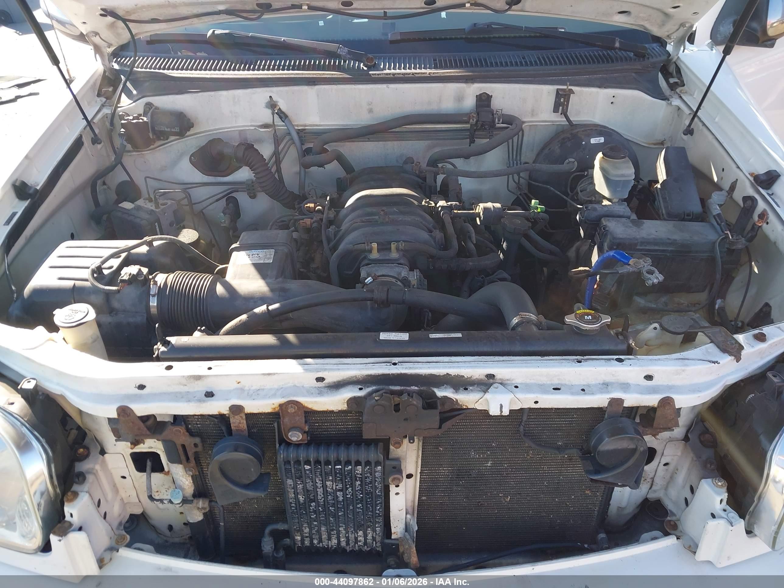 TOYOTA TUNDRA image 10