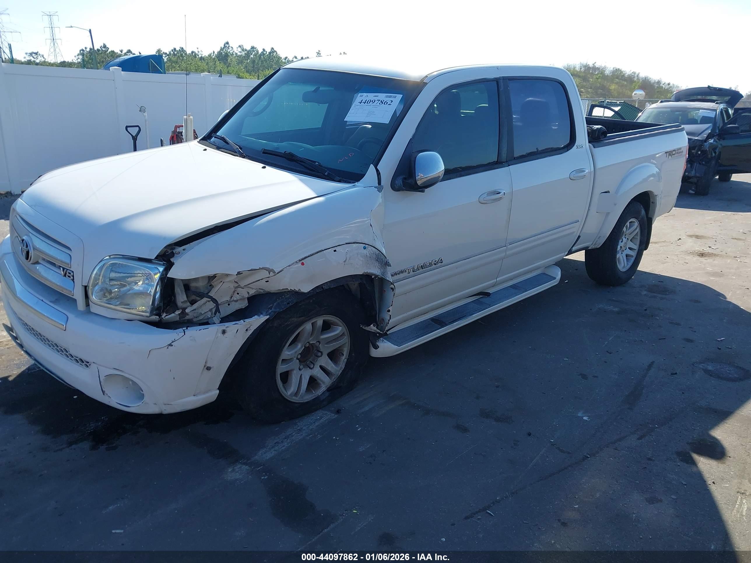 TOYOTA TUNDRA image 2