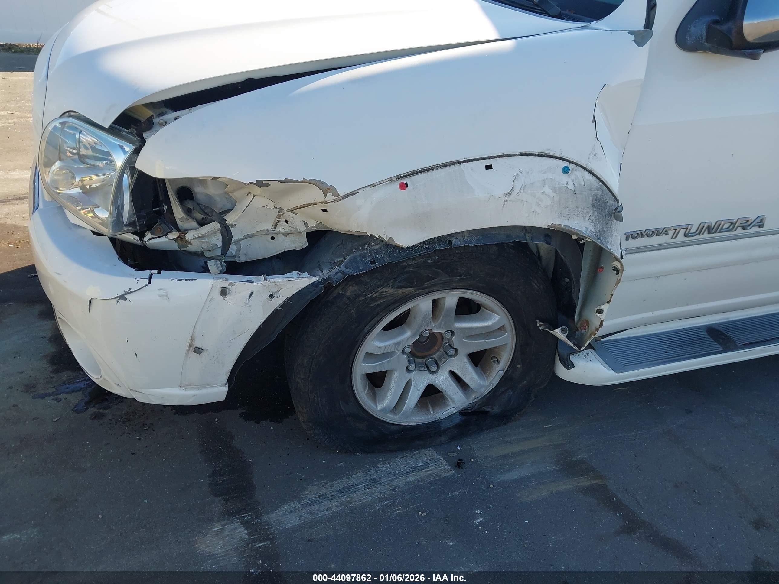 TOYOTA TUNDRA image 6