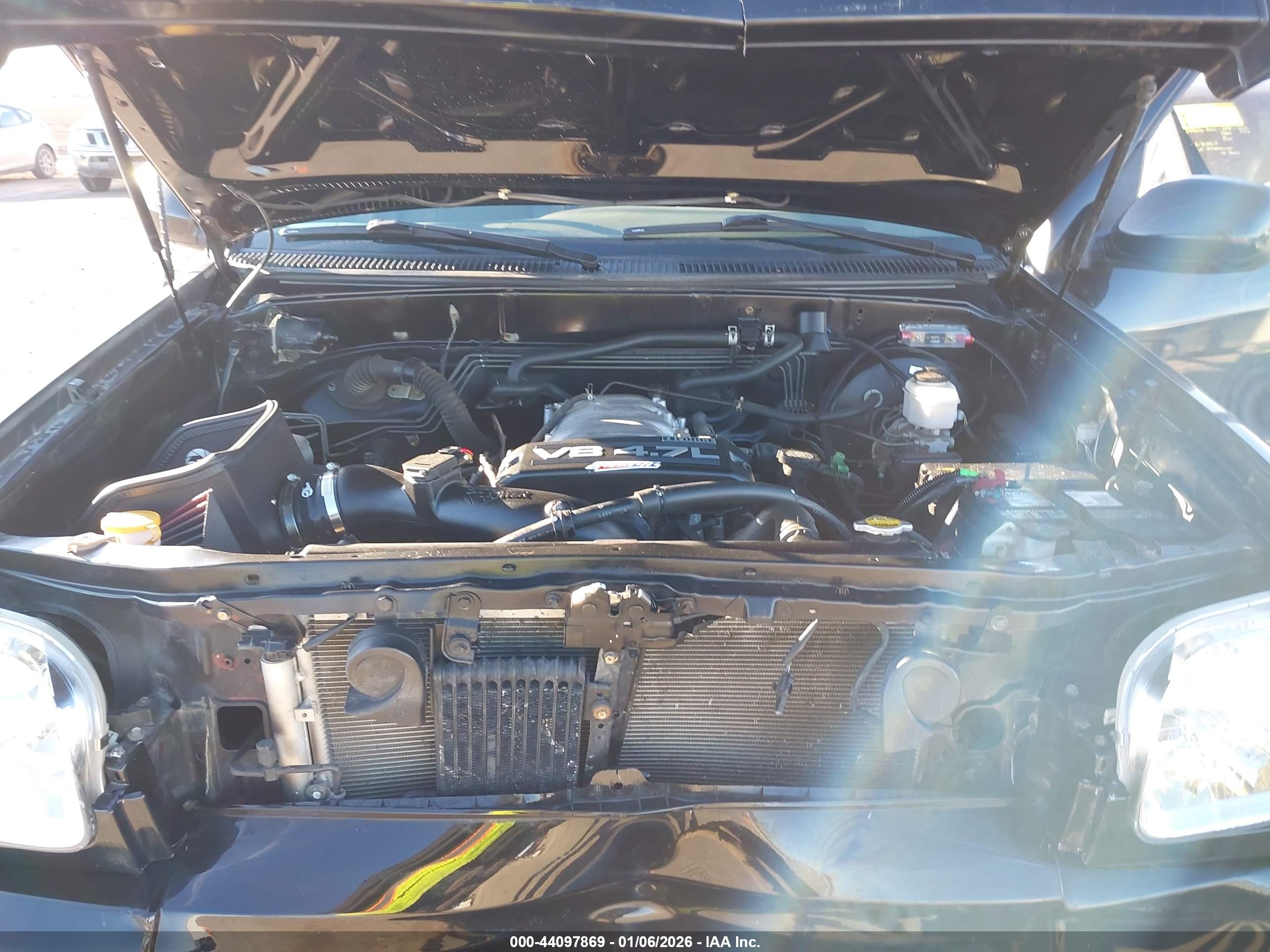 TOYOTA TUNDRA image 10