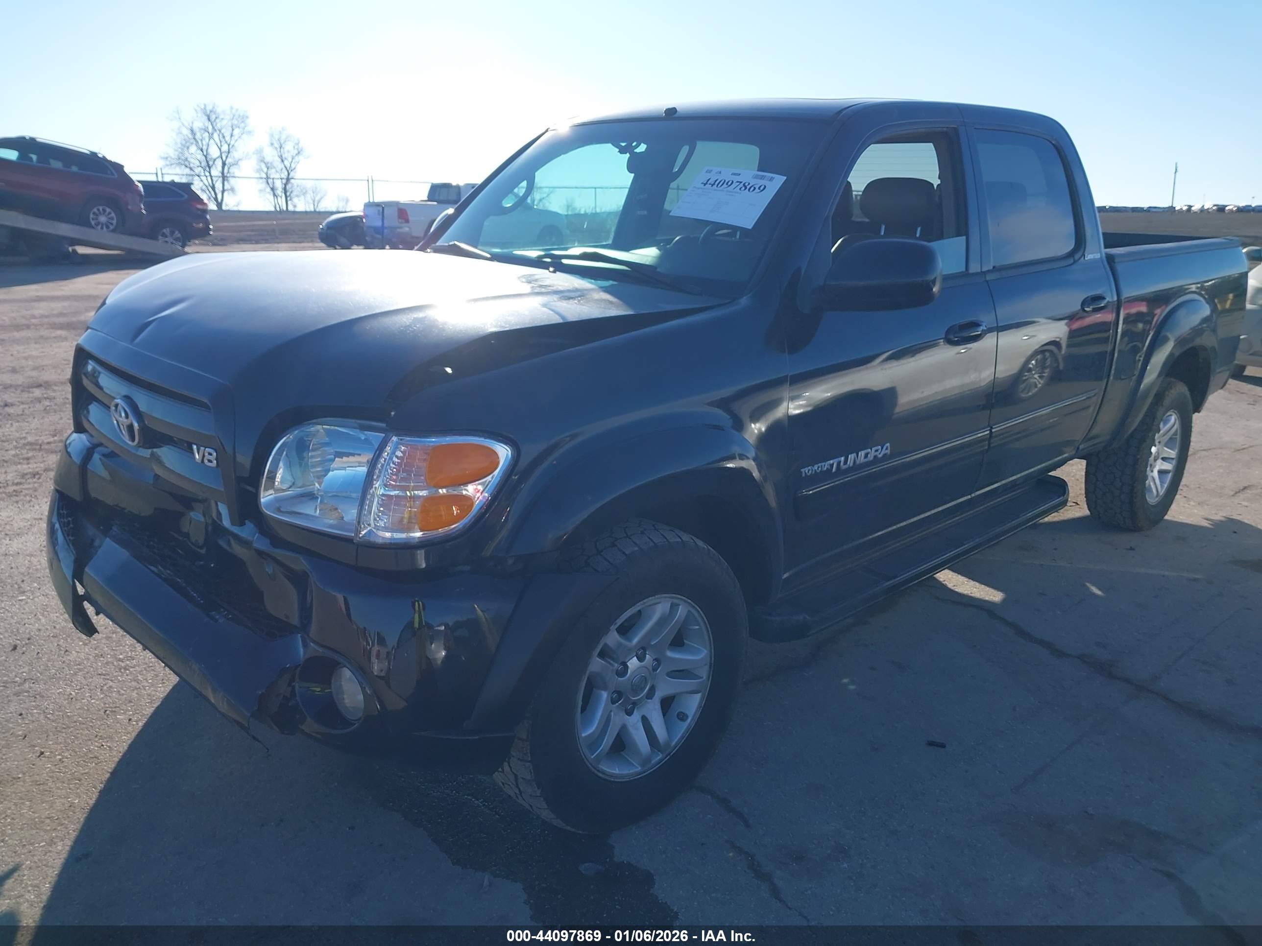 TOYOTA TUNDRA image 2