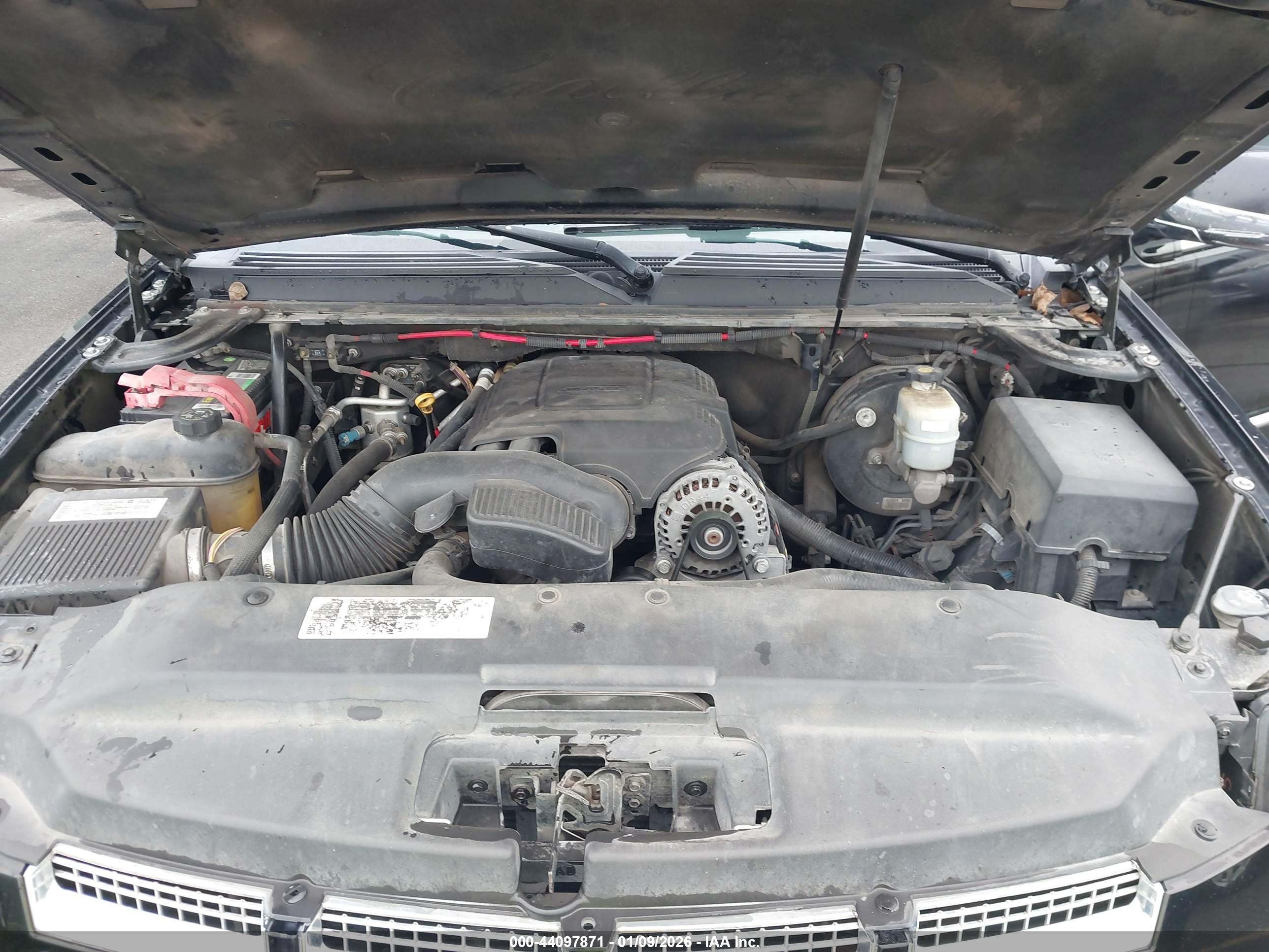 CADILLAC ESCALADE image 10