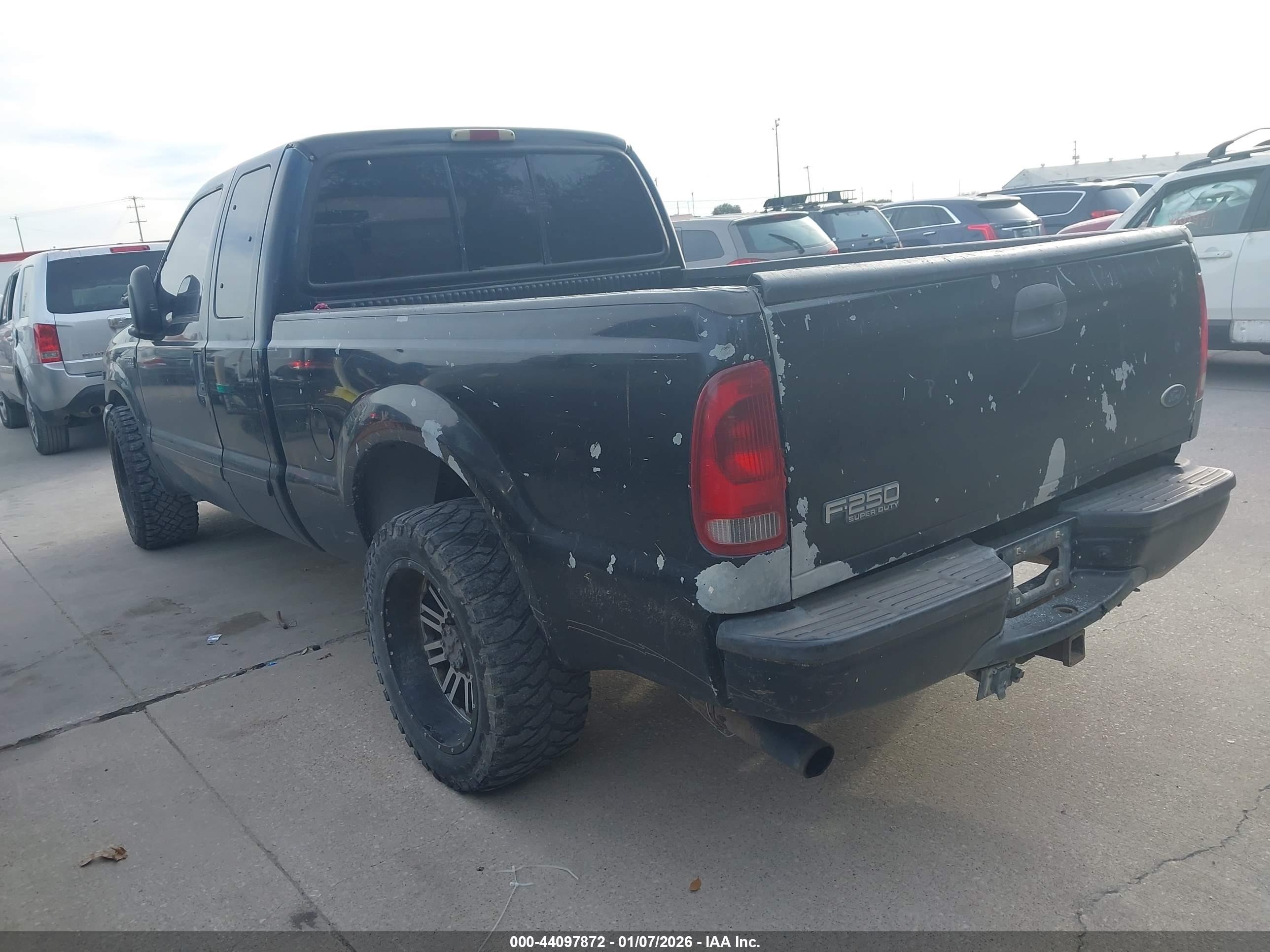 FORD SUPER image 3