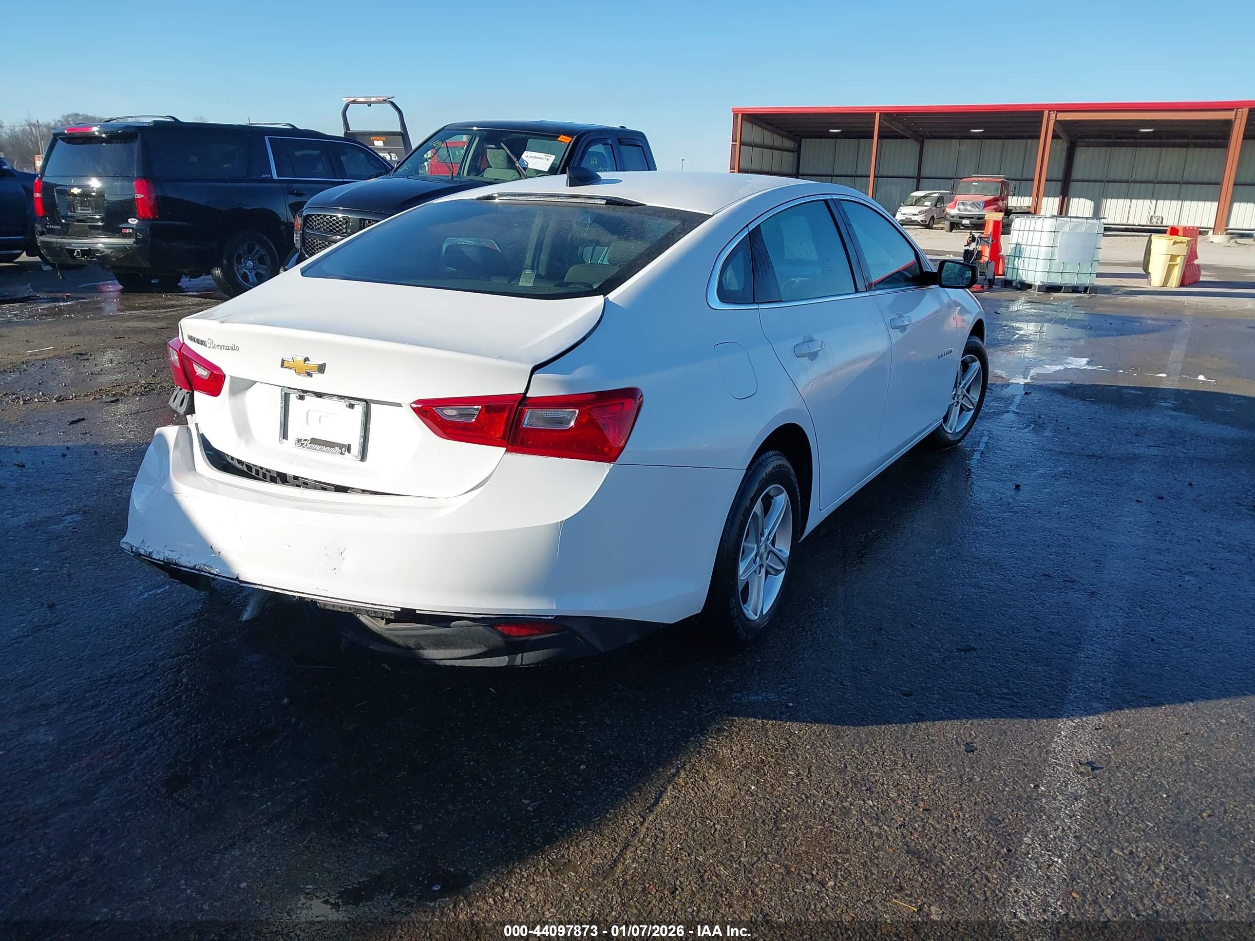 CHEVROLET MALIBU image 4