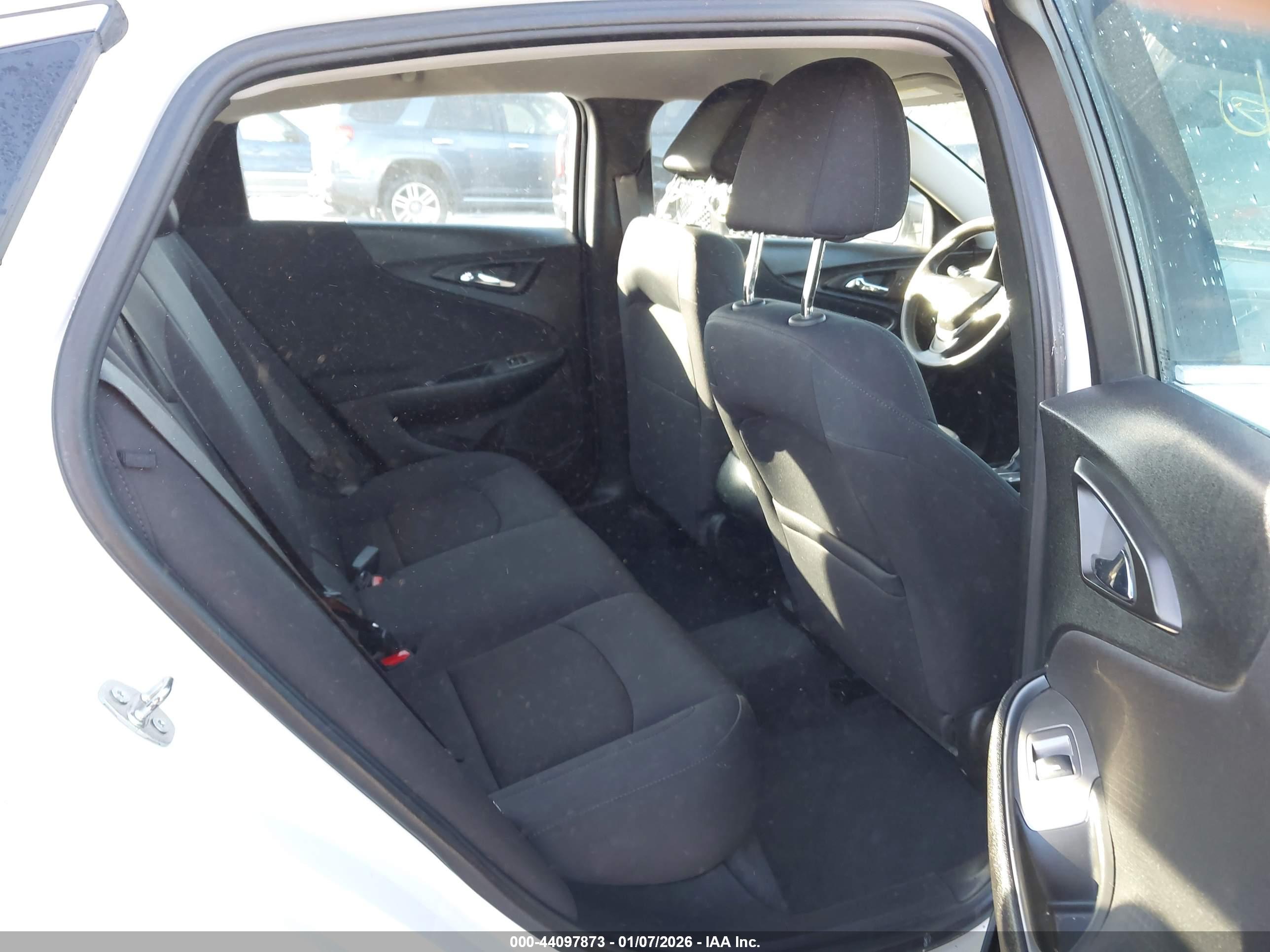 CHEVROLET MALIBU image 8