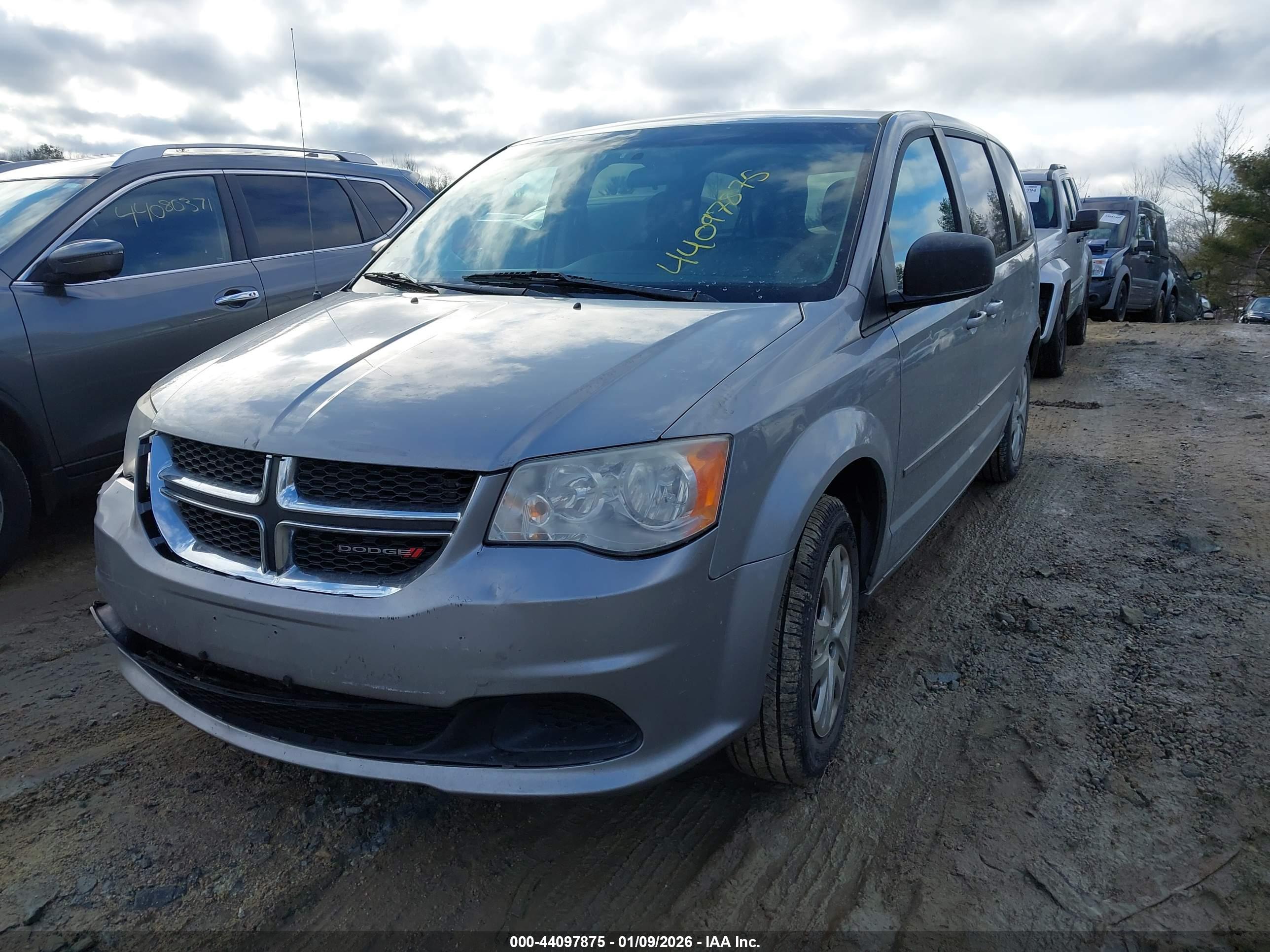 DODGE GRAND image 2