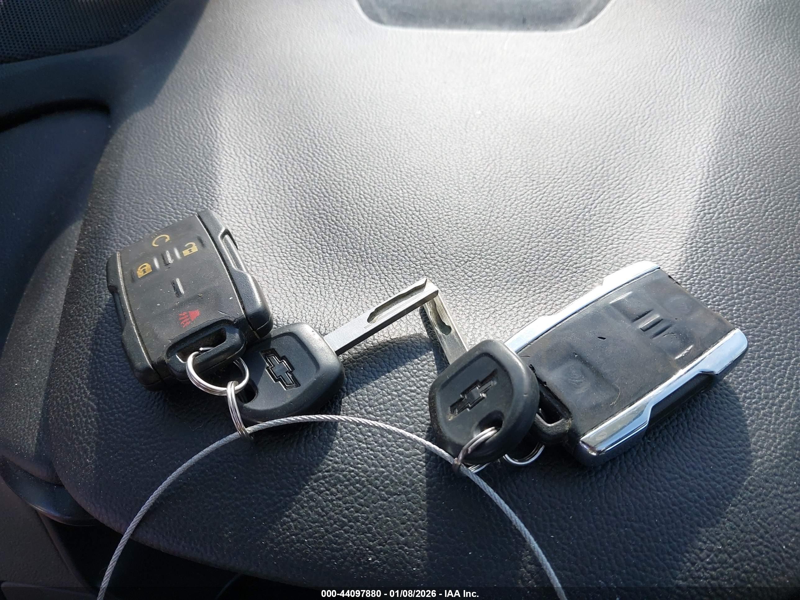 CHEVROLET COLORADO image 11