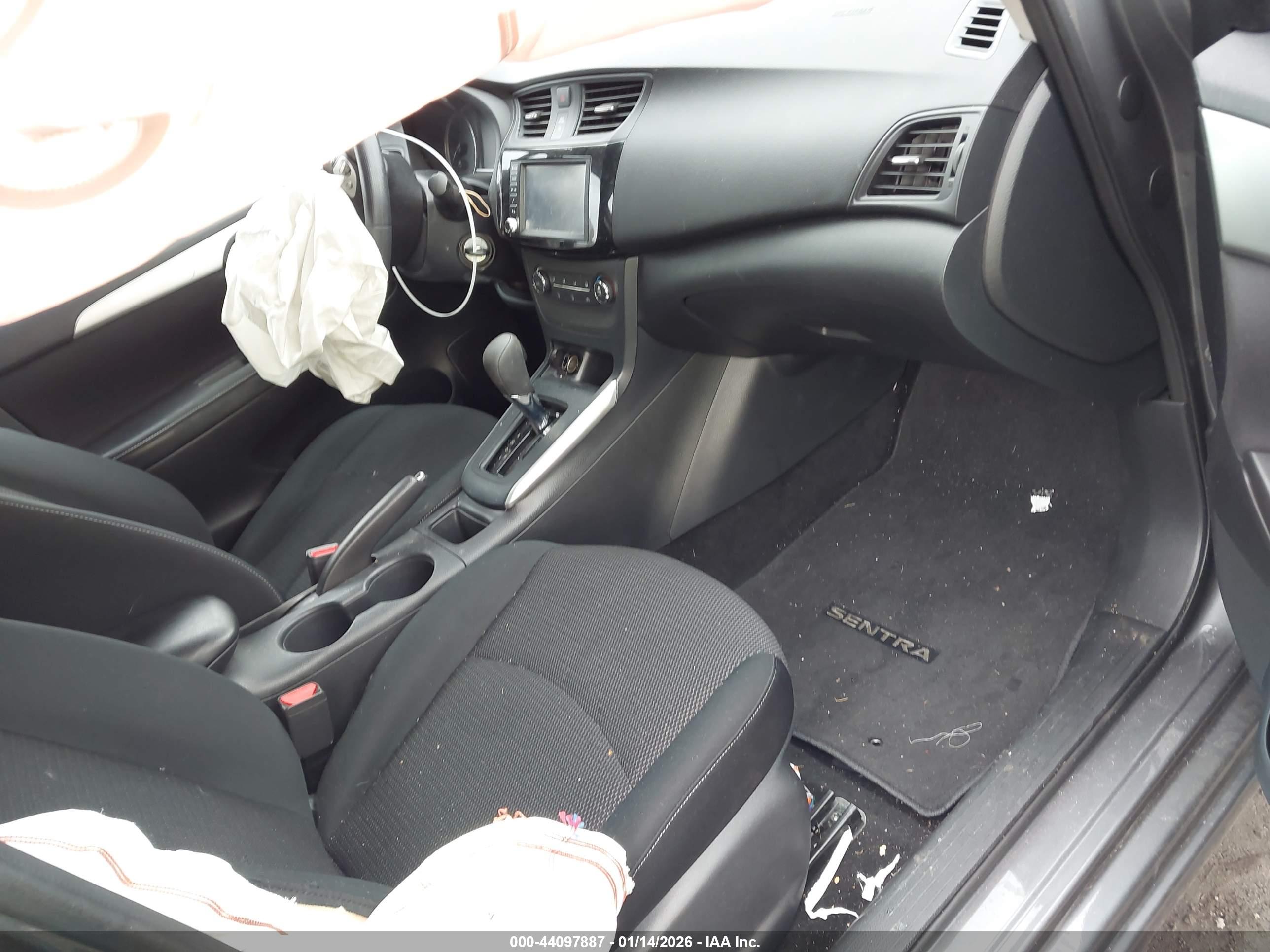 NISSAN SENTRA image 5