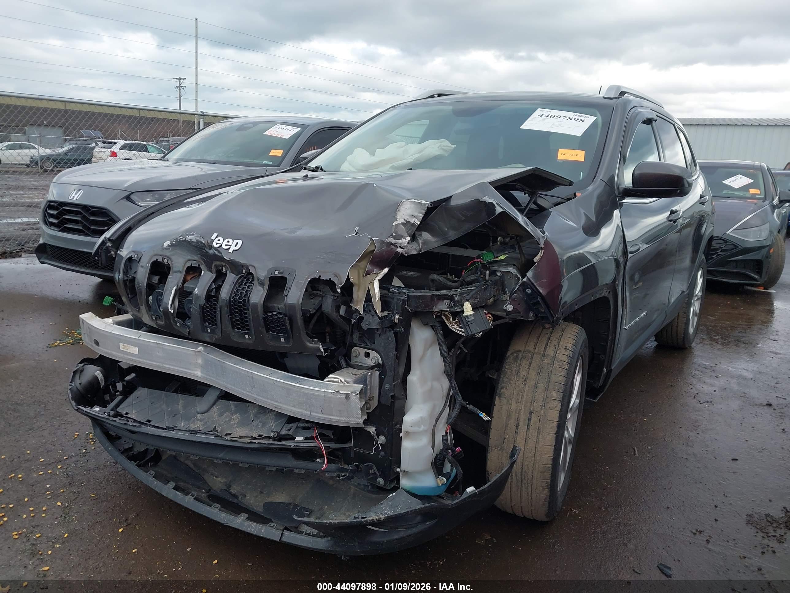 JEEP CHEROKEE image 2