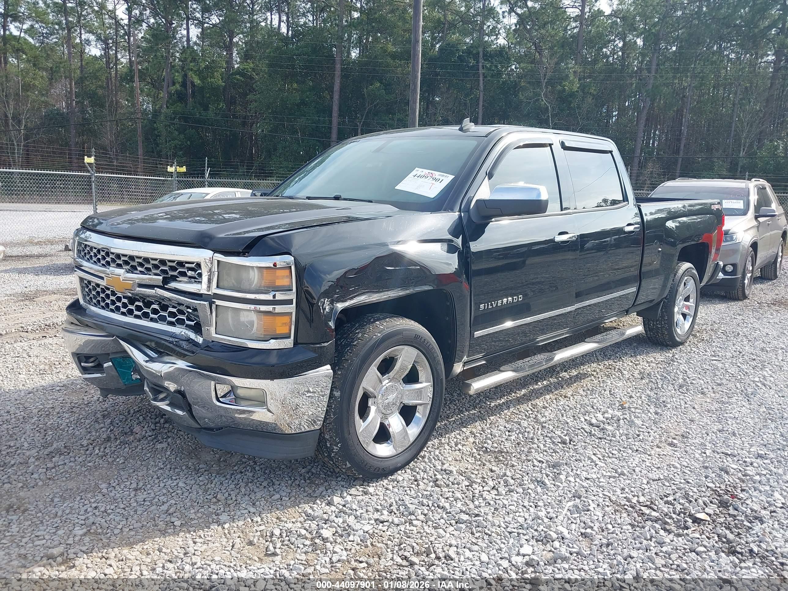CHEVROLET SILVERADO image 2