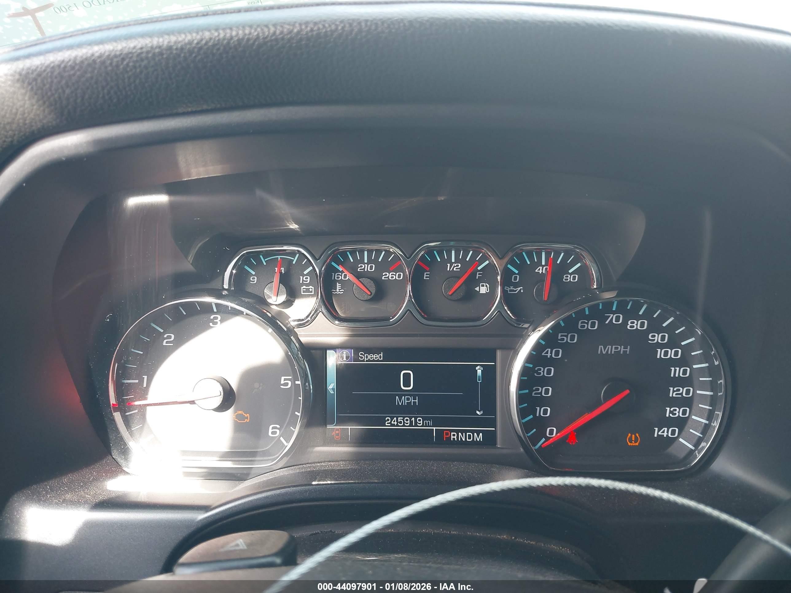 CHEVROLET SILVERADO image 7