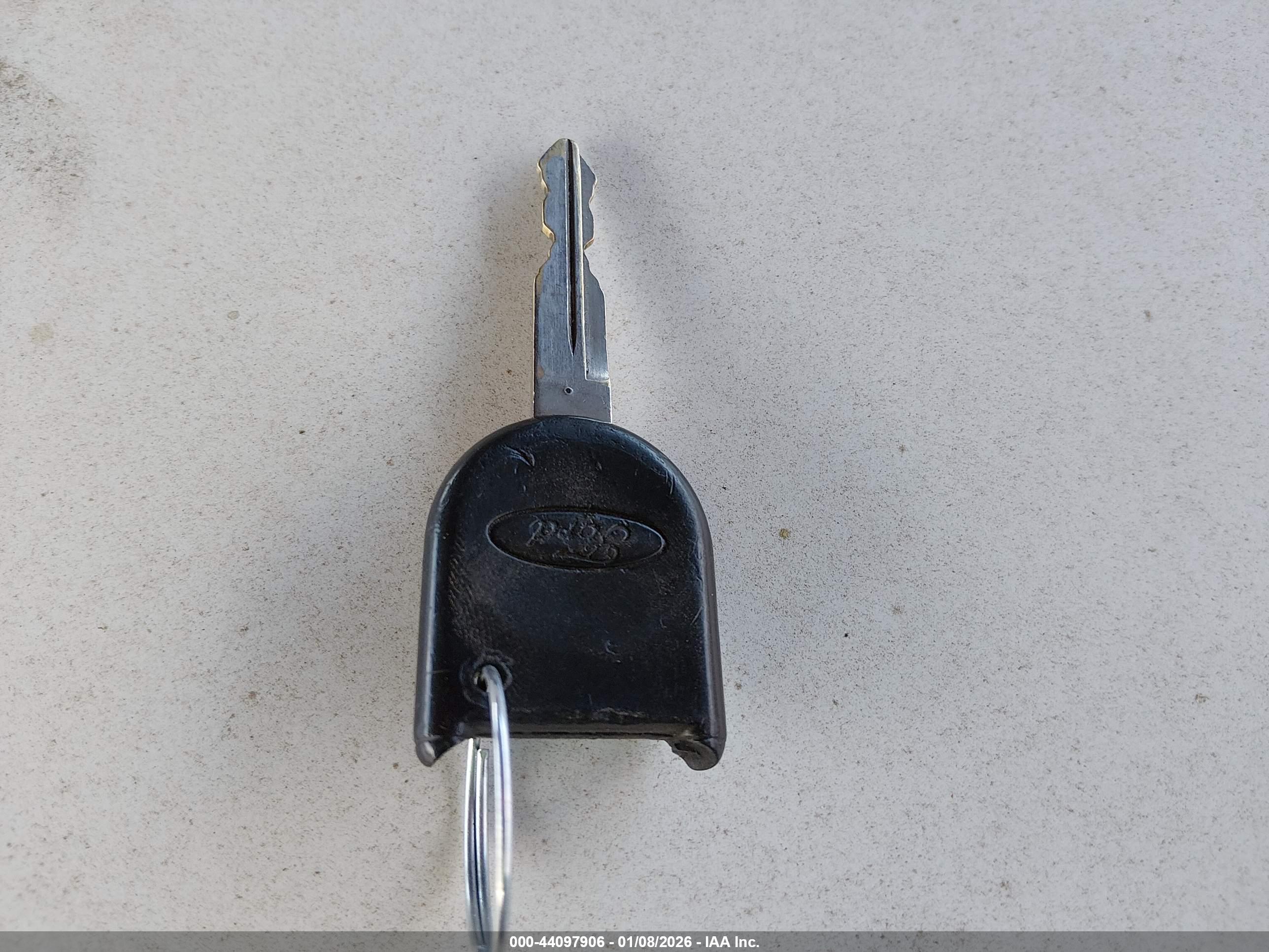FORD ESCAPE image 11